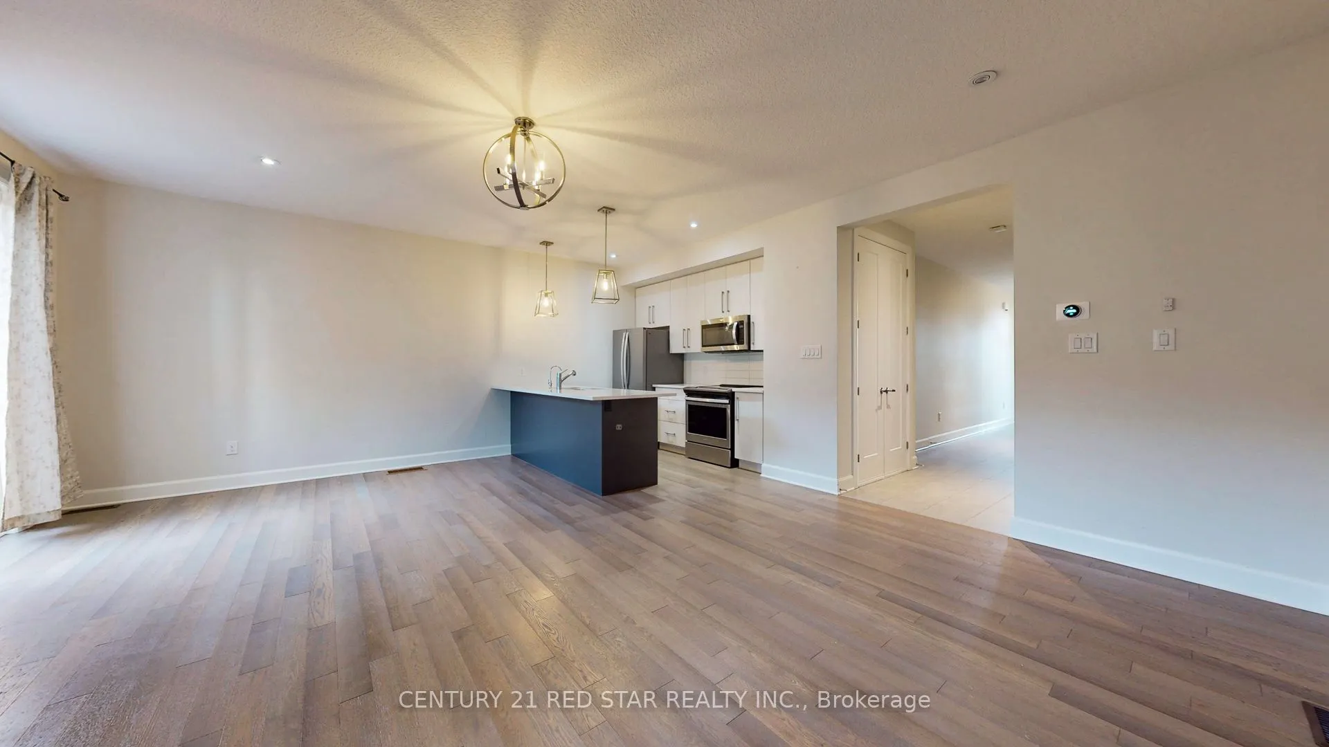 499 Sophia Crescent #32