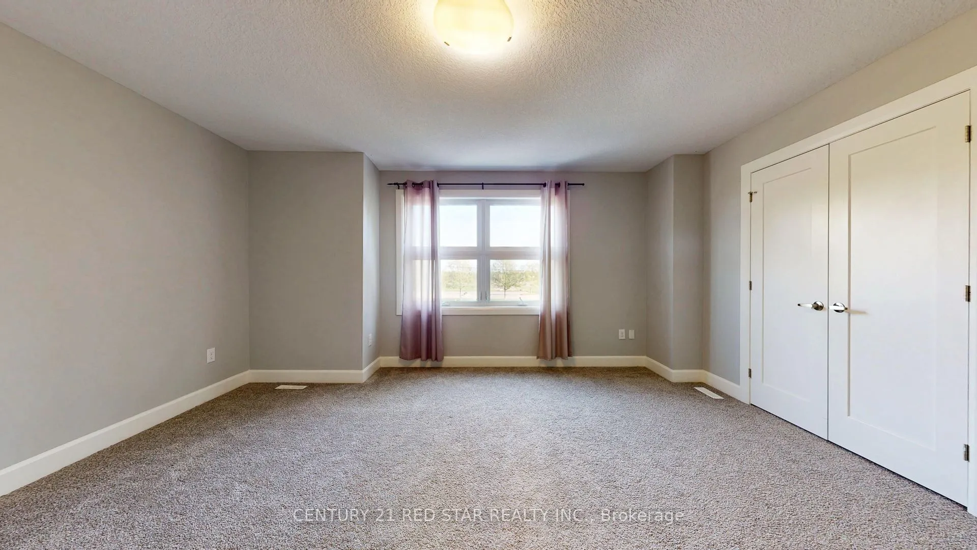 499 Sophia Crescent #32