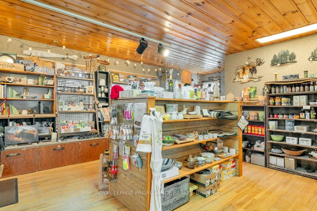 108575 Highway 7 Highway