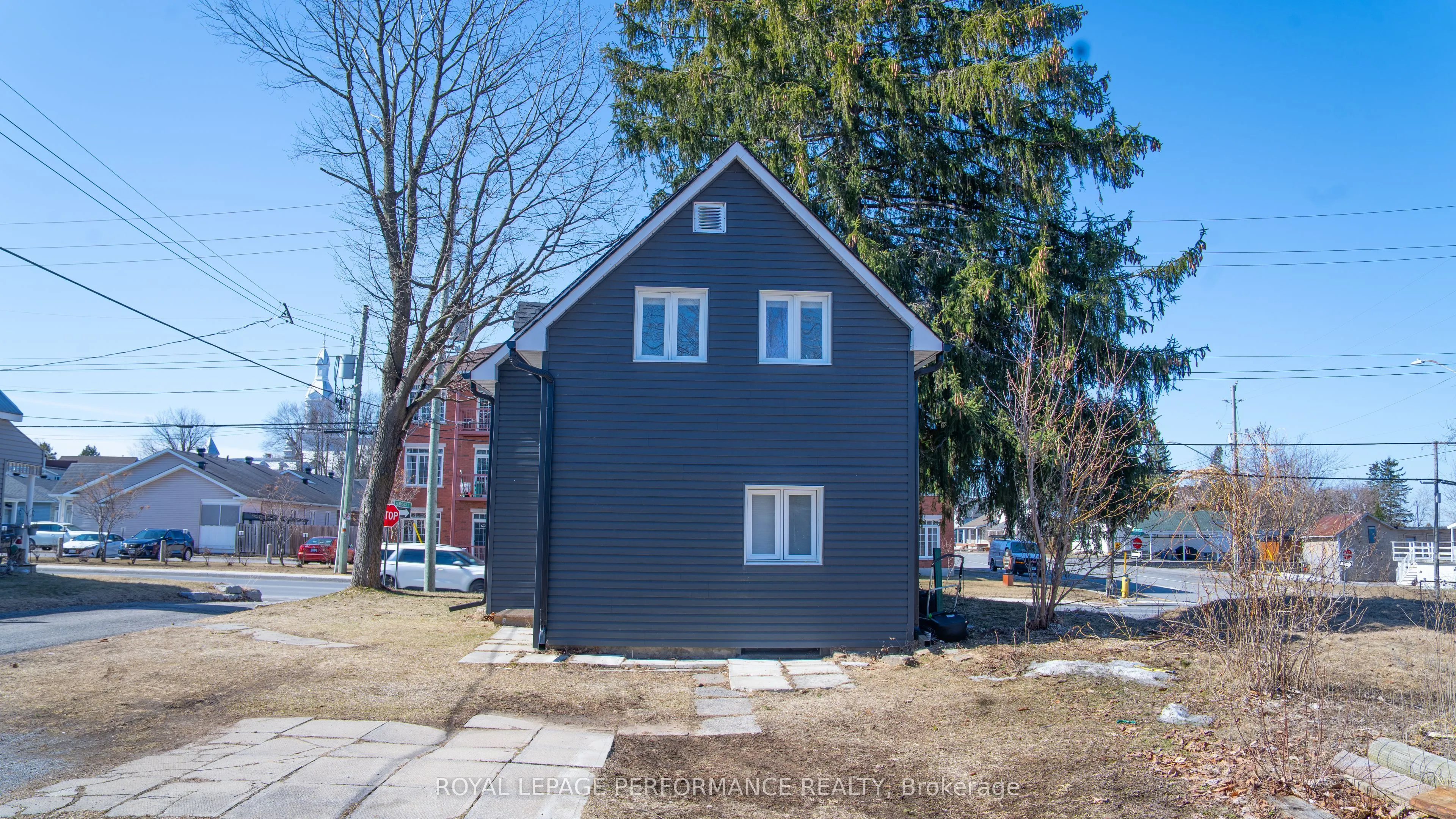 621 Edwards Street