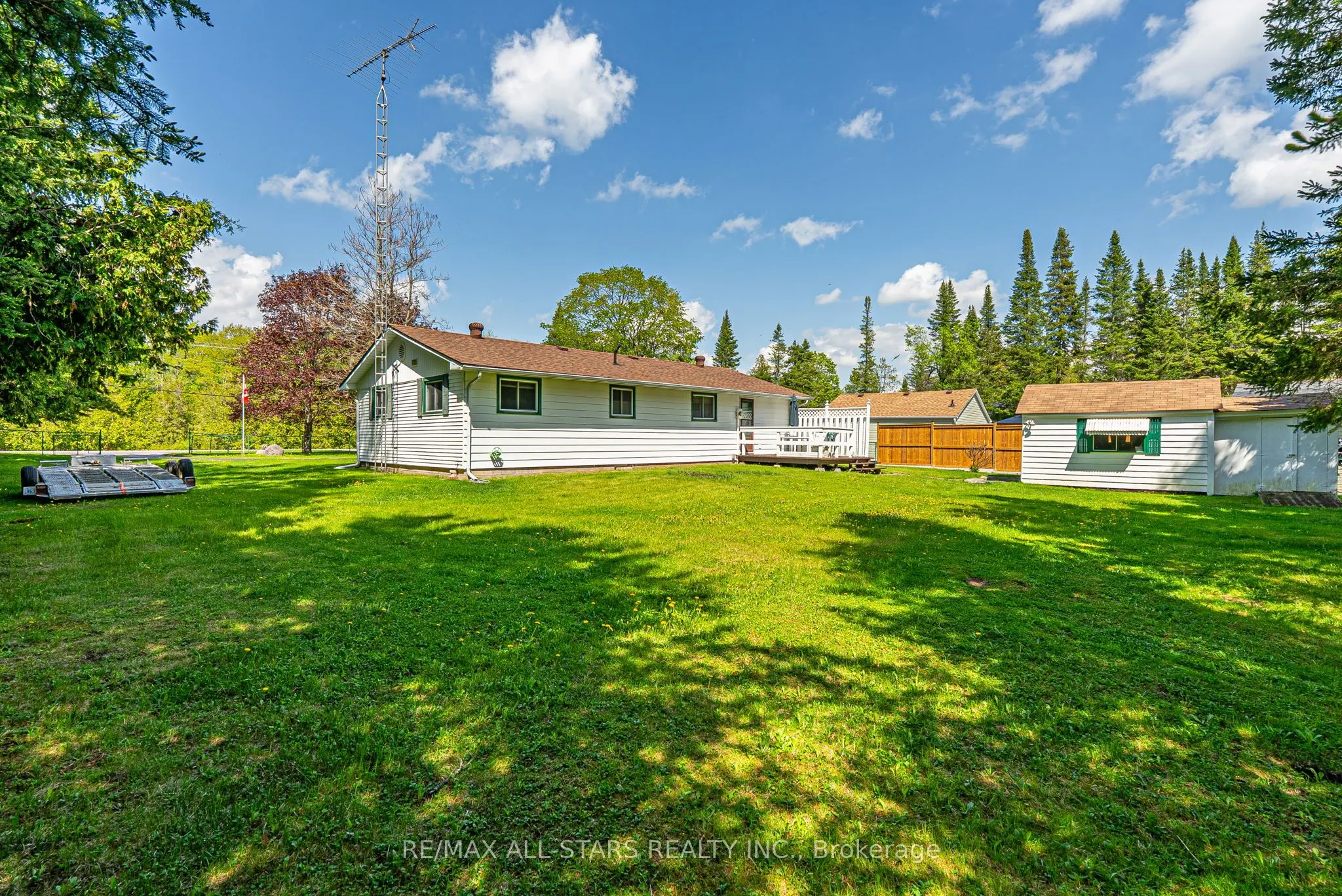 104 Trent Canal Road