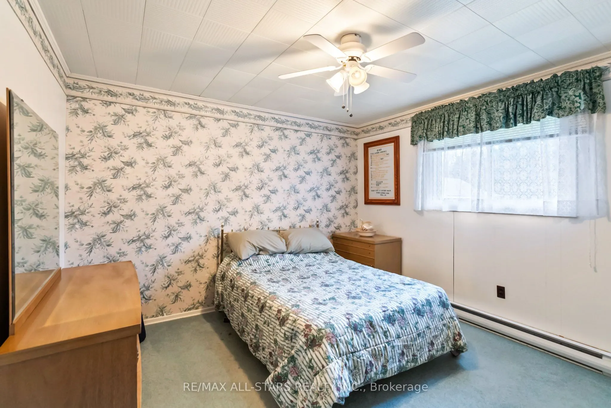 104 Trent Canal Road