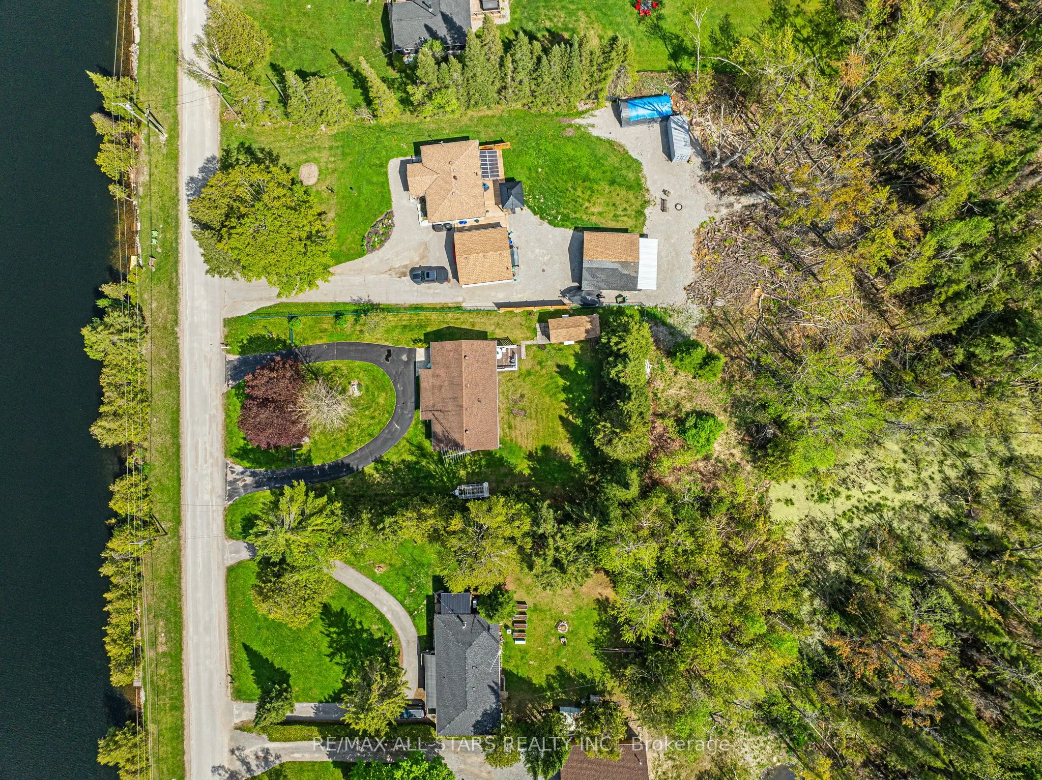 104 Trent Canal Road