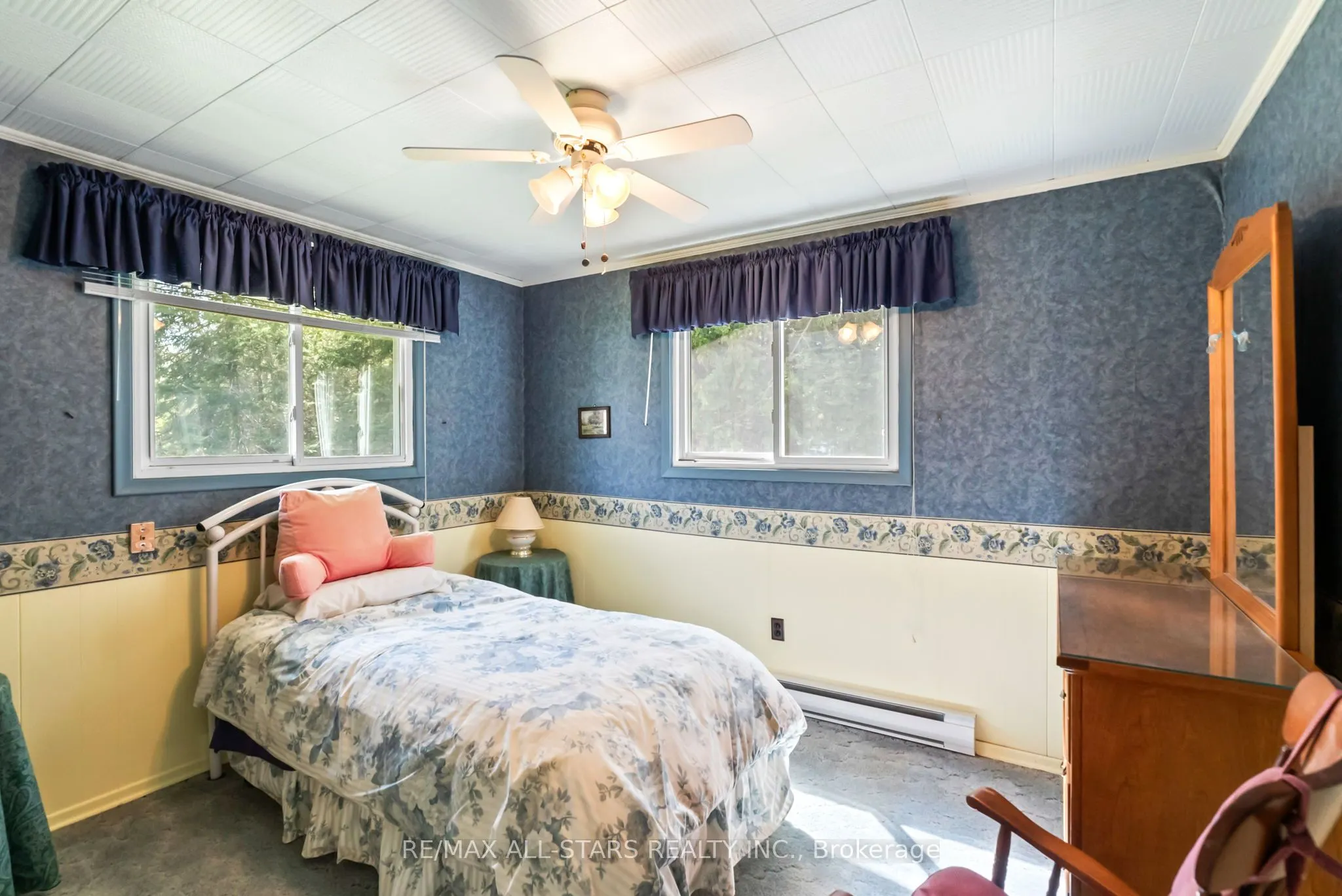 104 Trent Canal Road