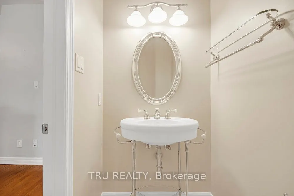 108 VILLAGEVIEW Private