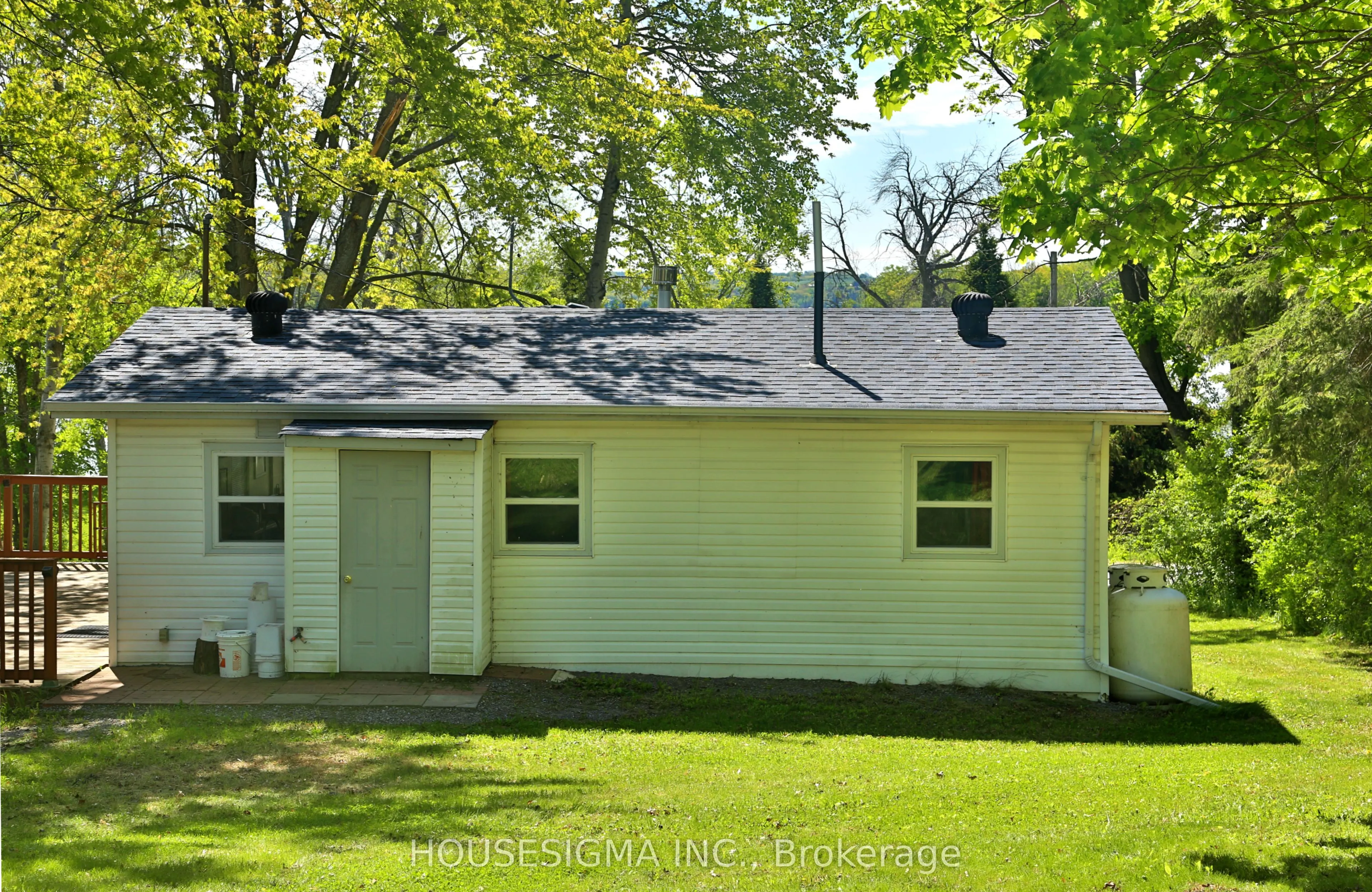 1106 Island View Drive