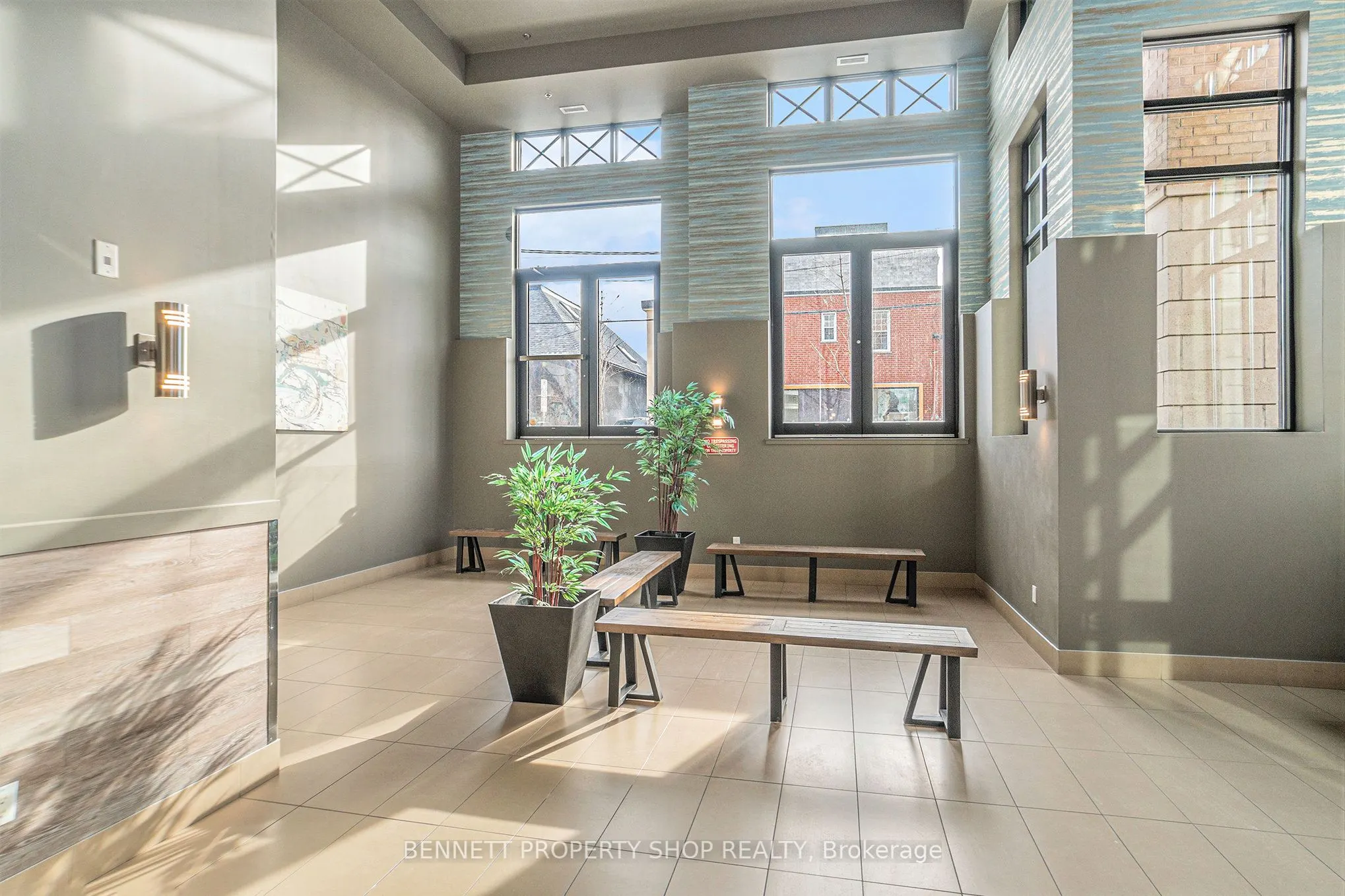 429 Kent Street, #313