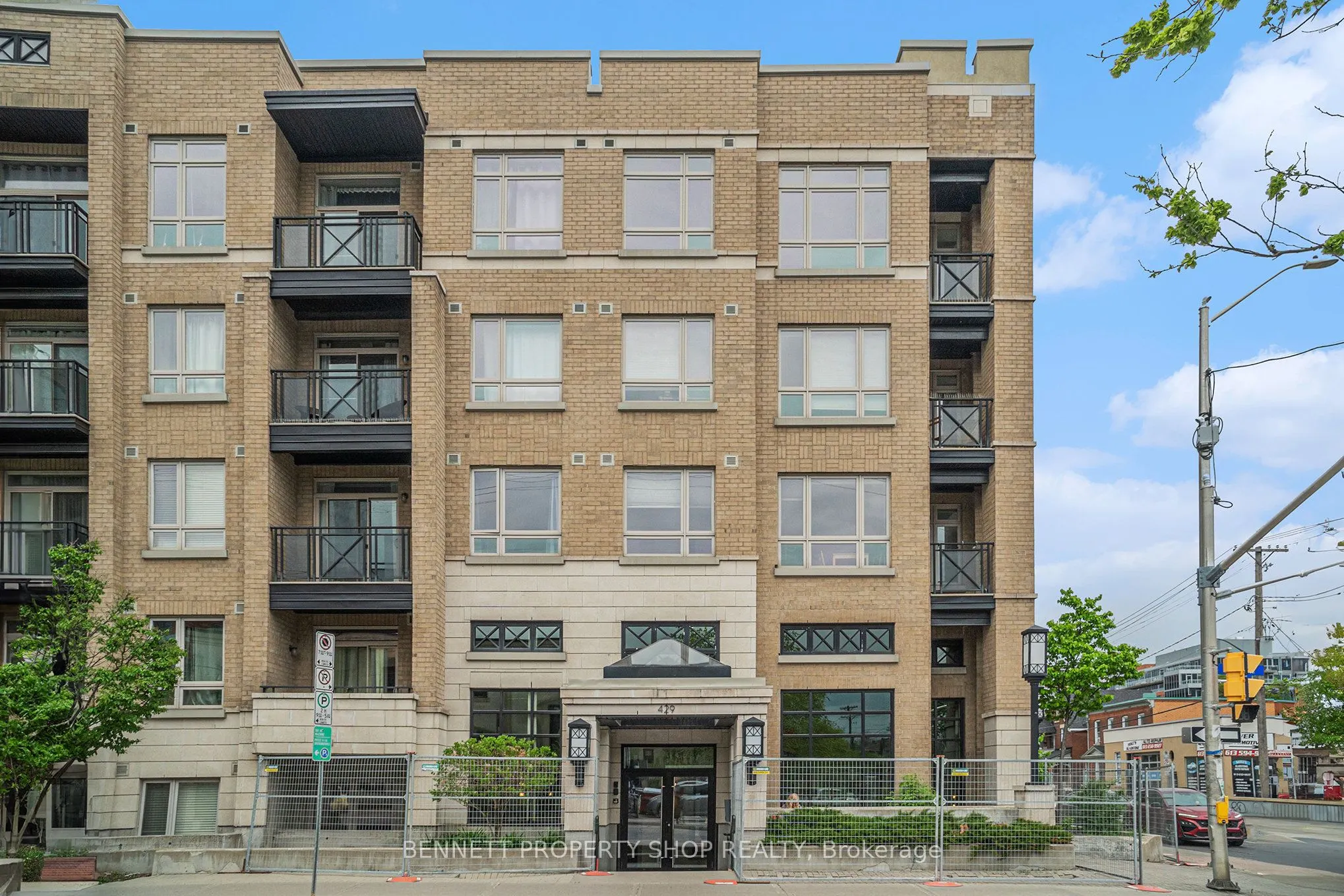 429 Kent Street, #313