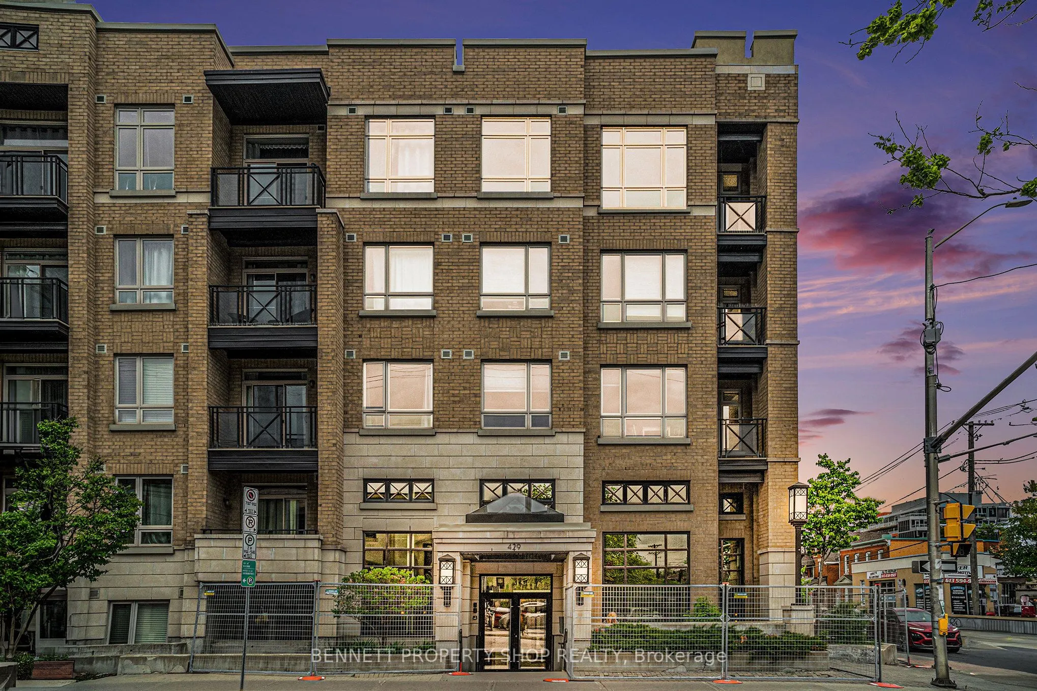 429 Kent Street, #313