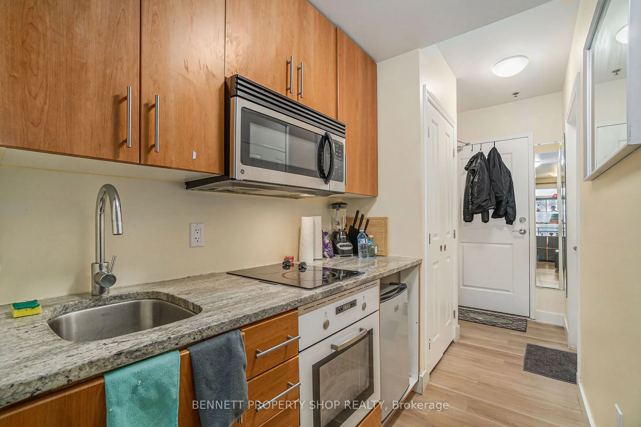 429 Kent Street, #313
