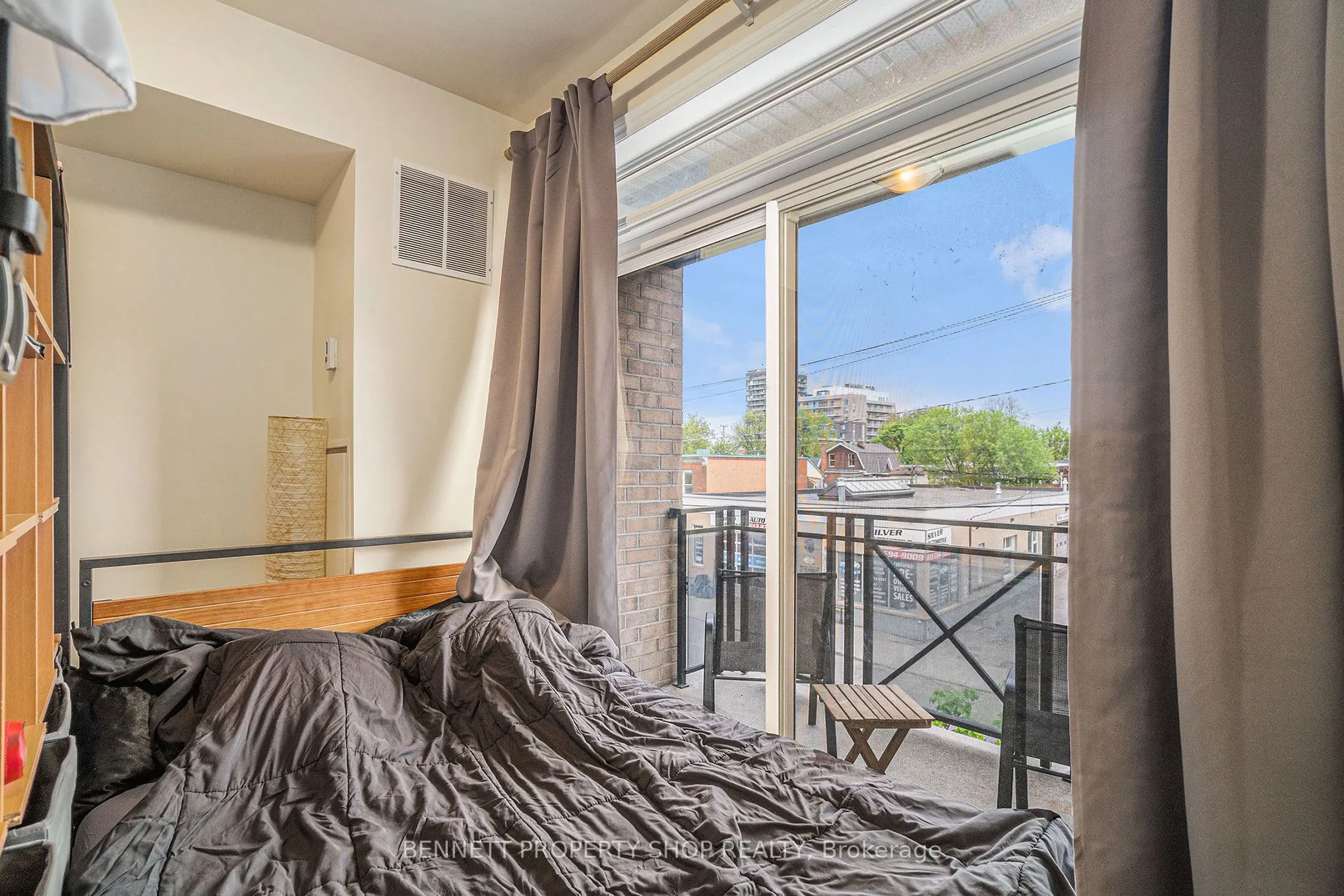 429 Kent Street, #313