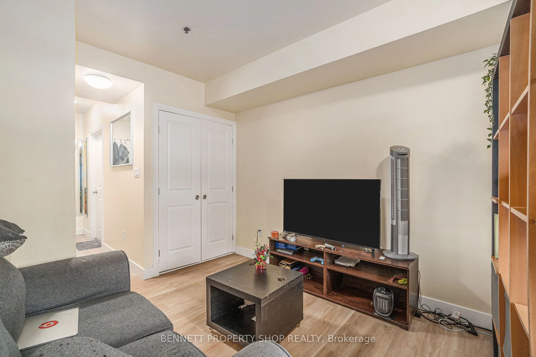429 Kent Street, #313