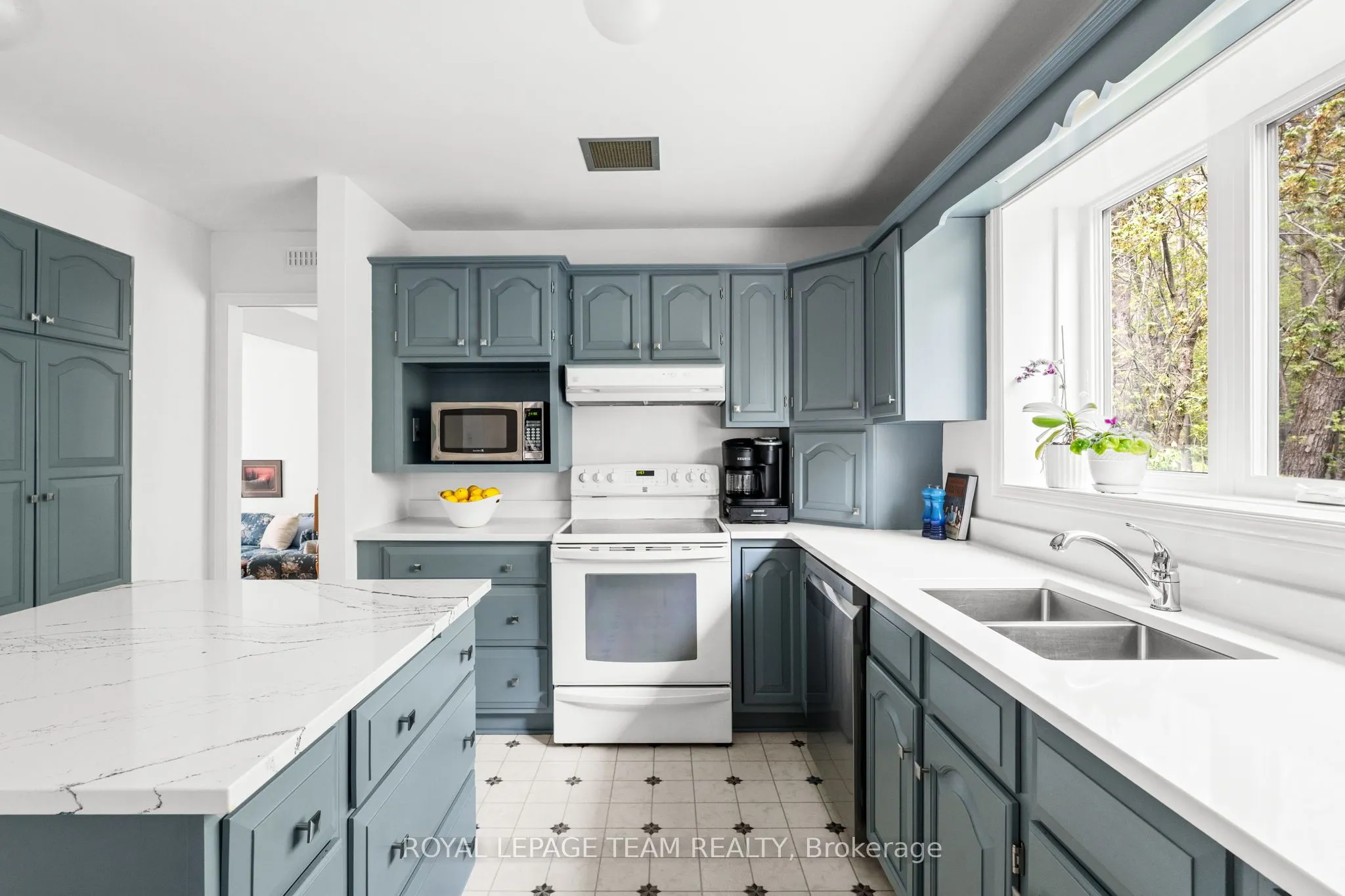 5517 Cedar Drive