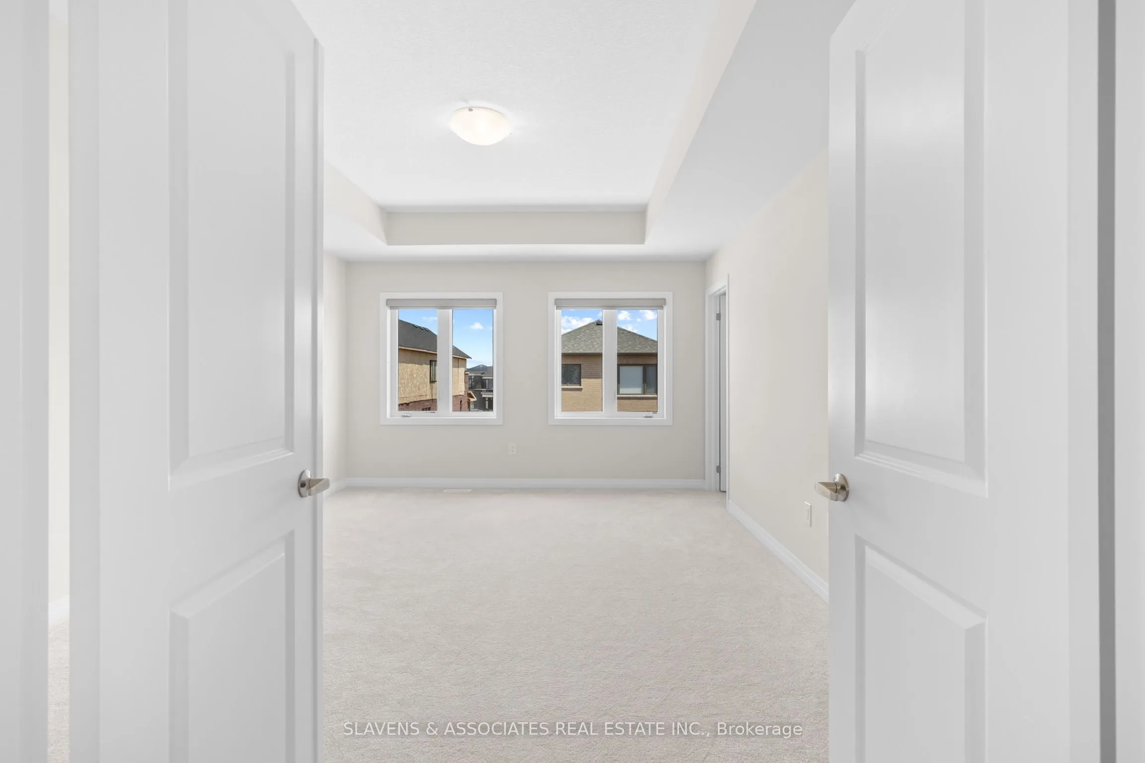 16 Crossmore Crescent