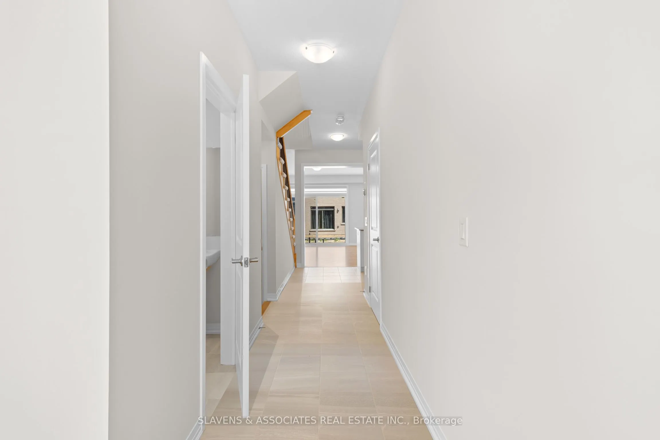16 Crossmore Crescent