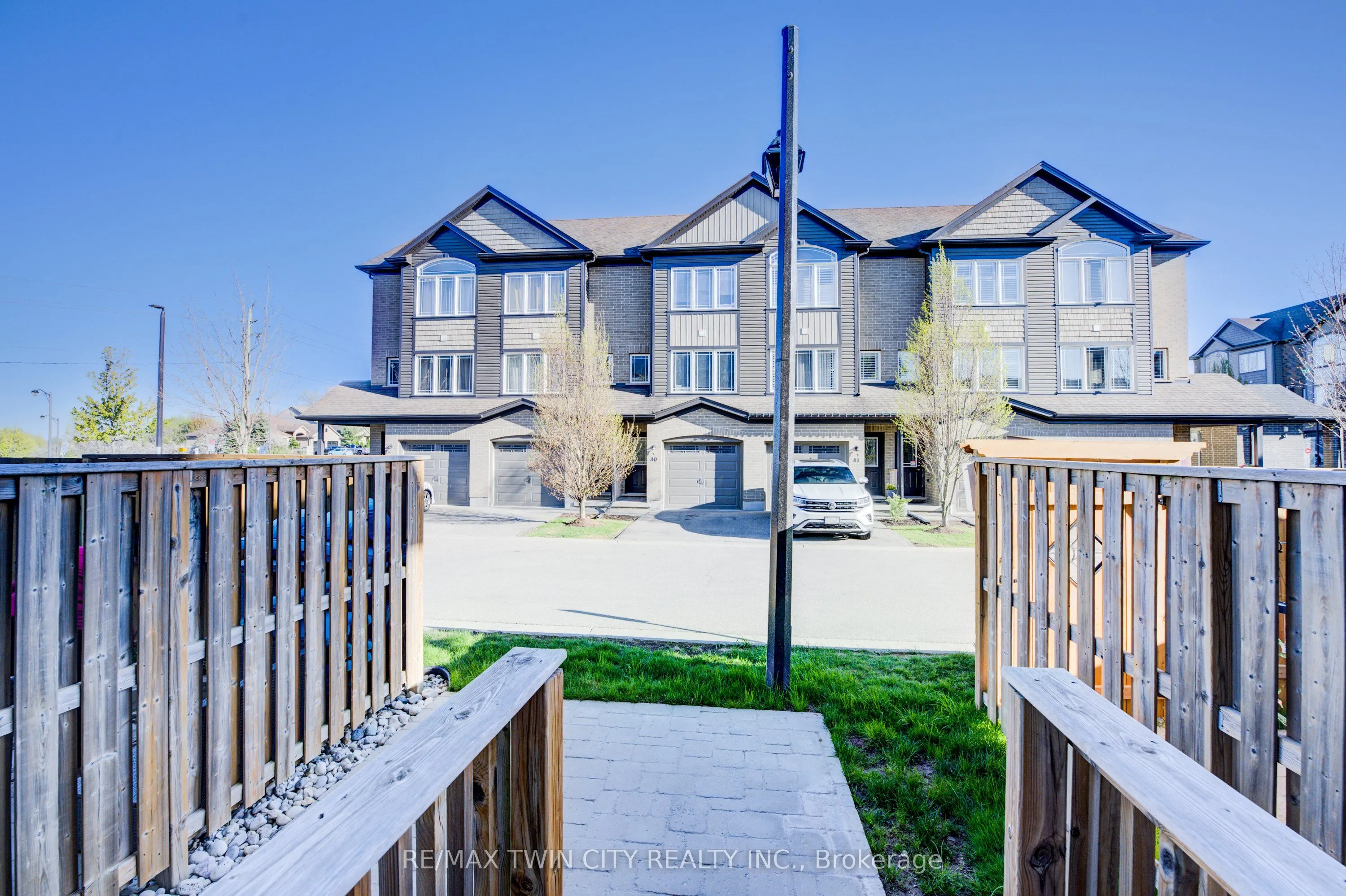 12 Poplar Drive, #35