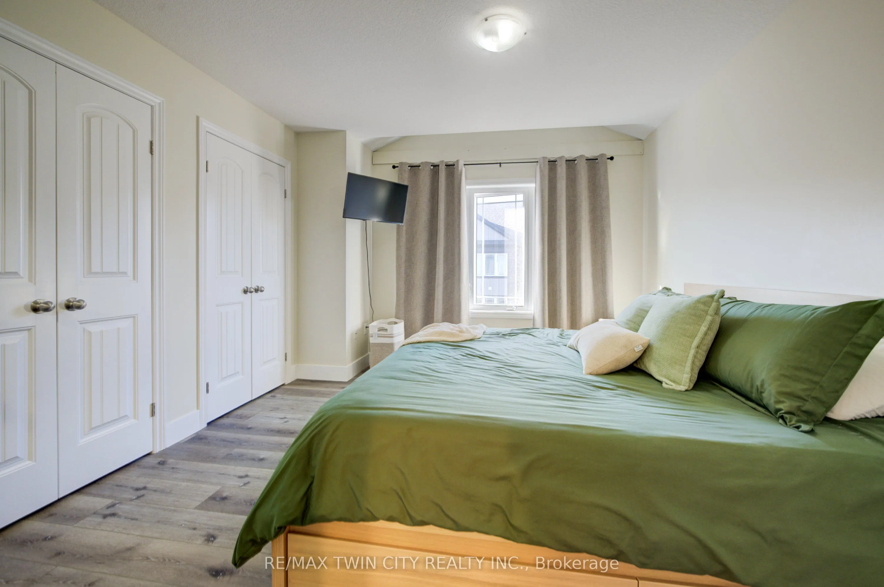 12 Poplar Drive, #35