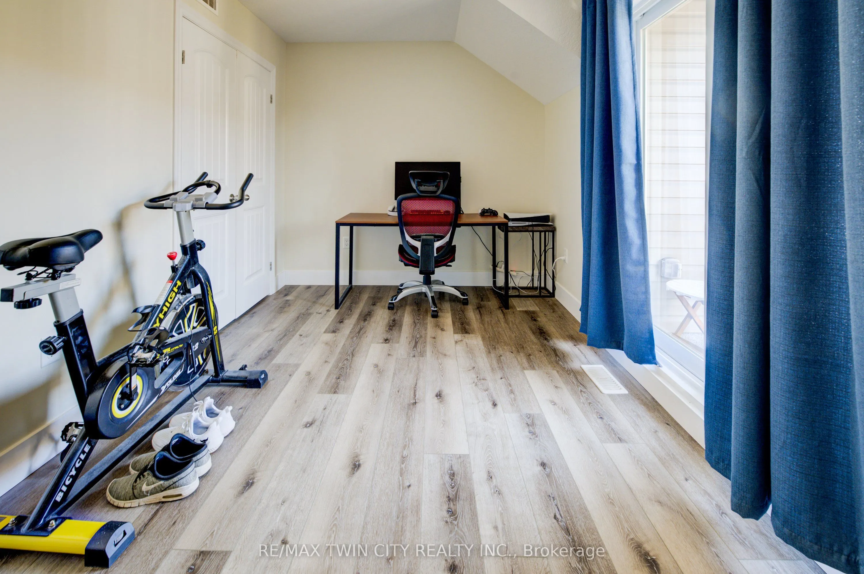 12 Poplar Drive, #35
