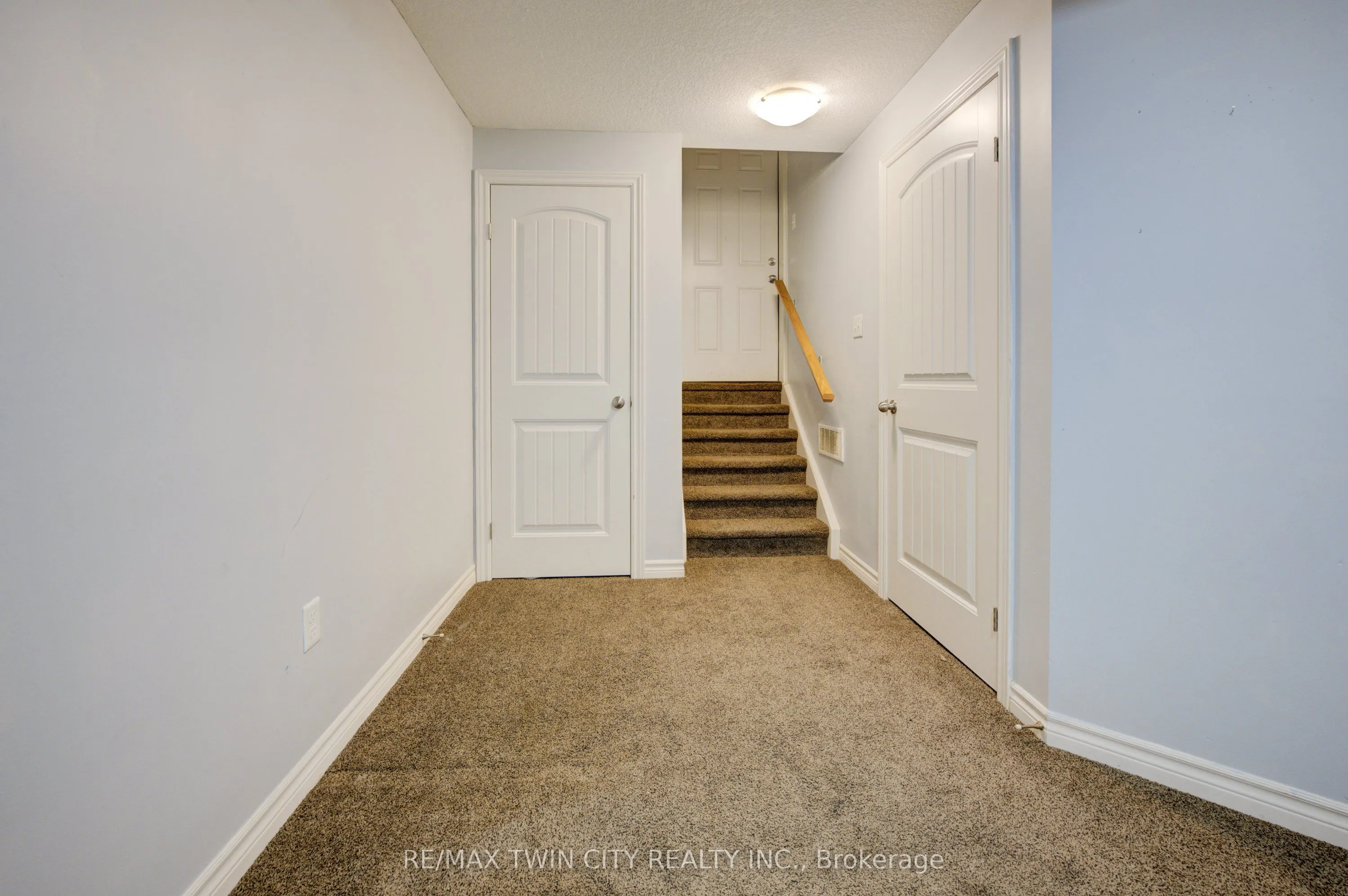 12 Poplar Drive, #35