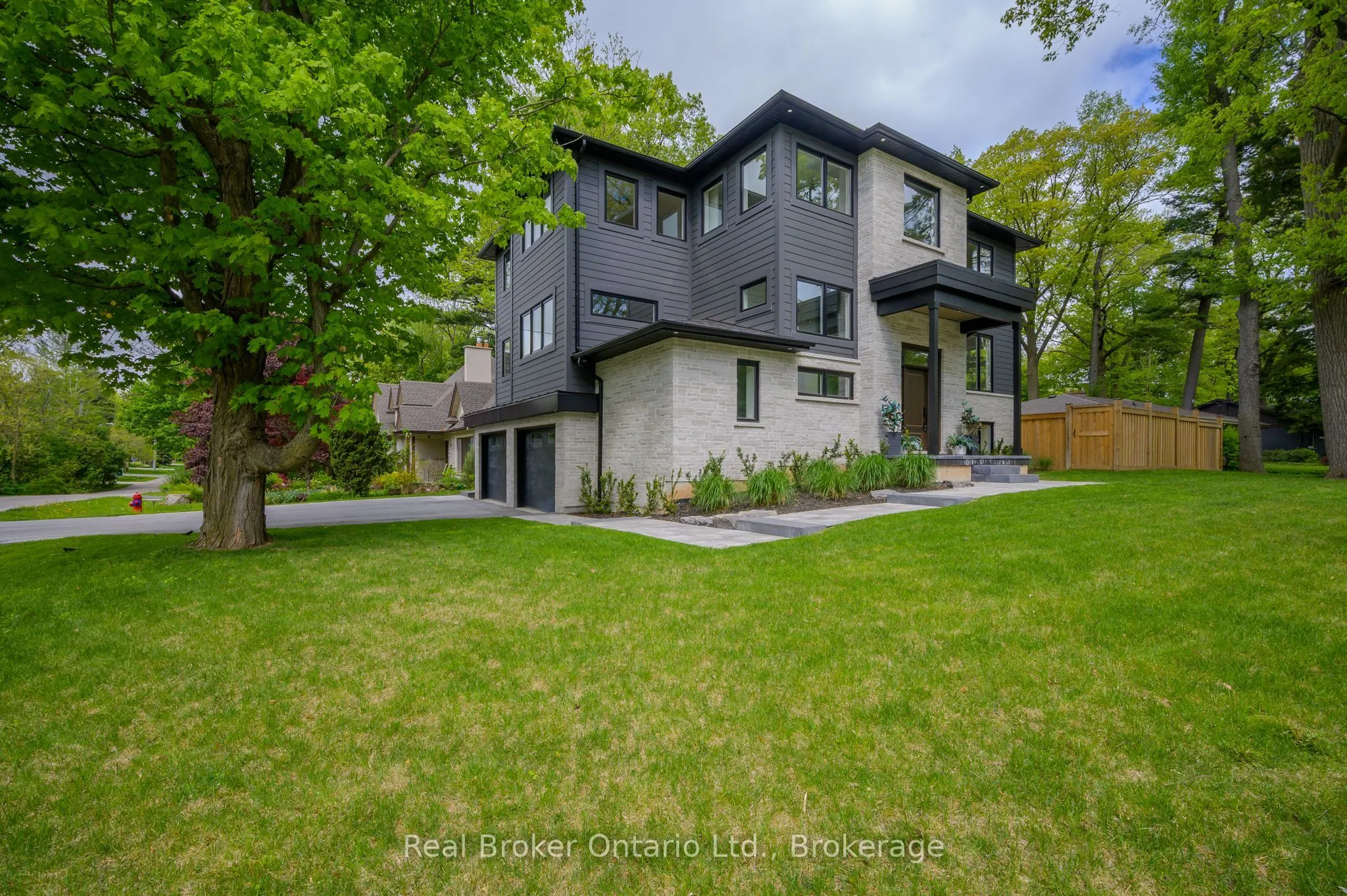 262 Robina Road