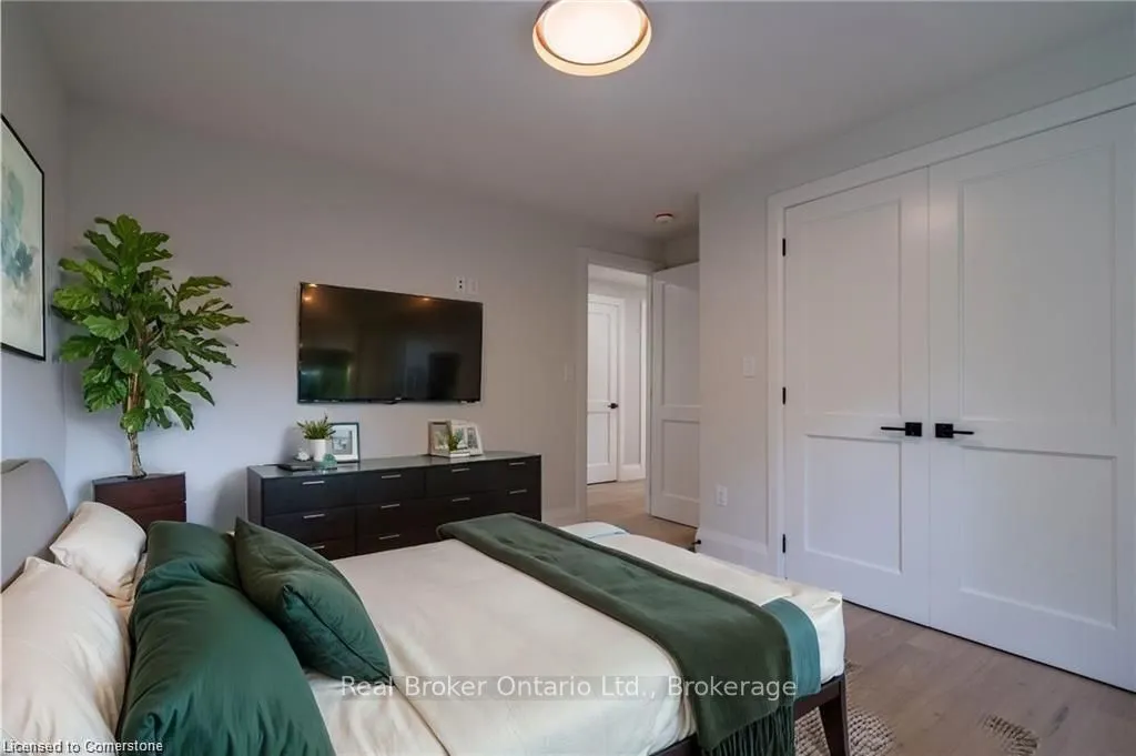 262 Robina Road