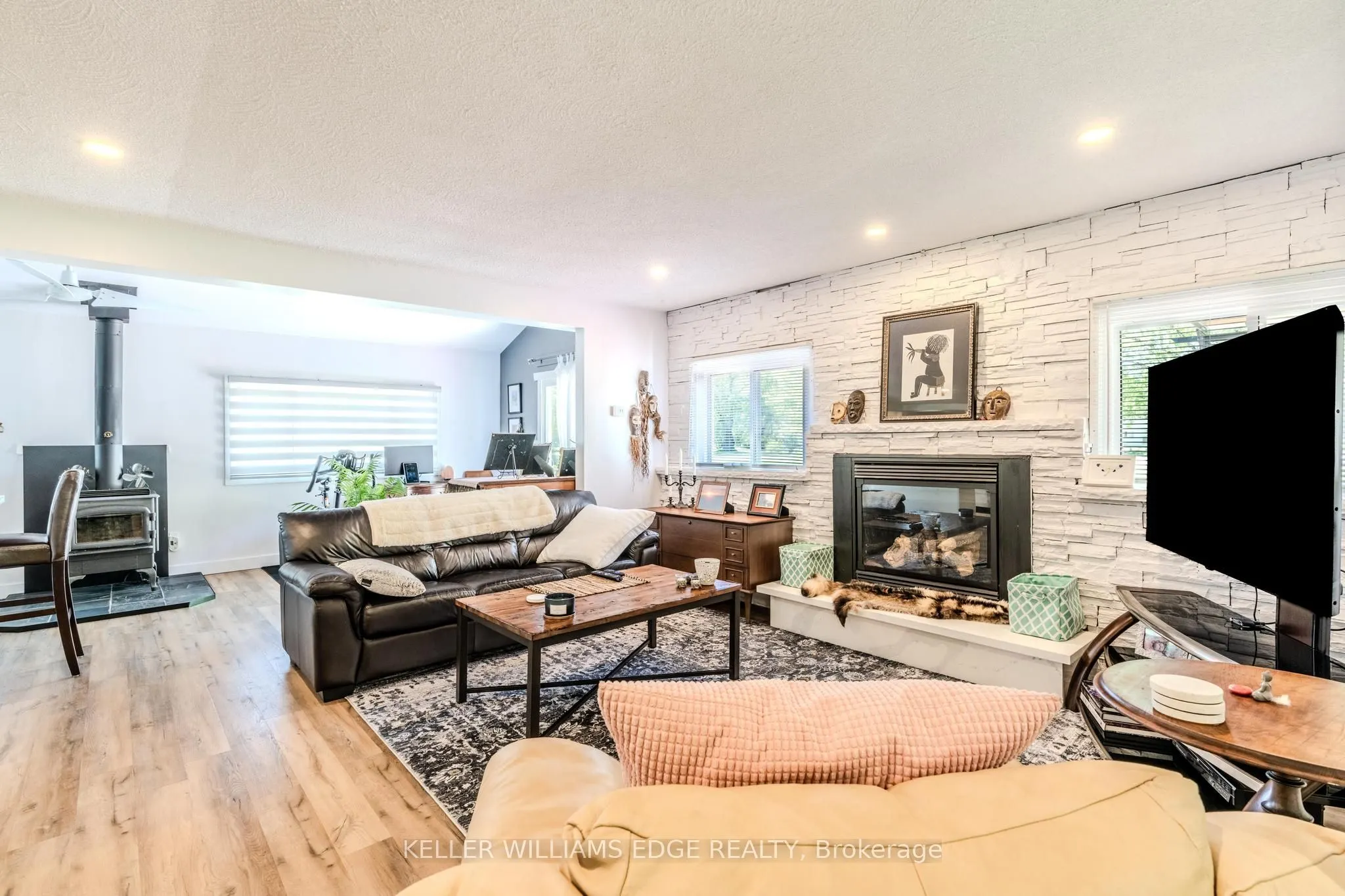 57 12th Concession Road E, #705