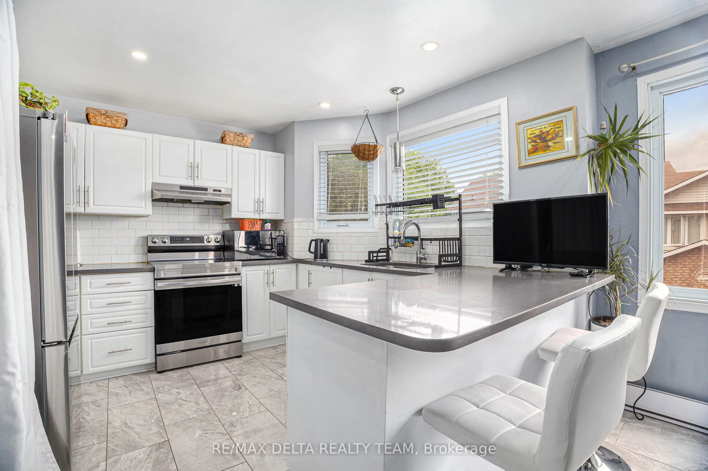 2062 Riviera Terrace, #29