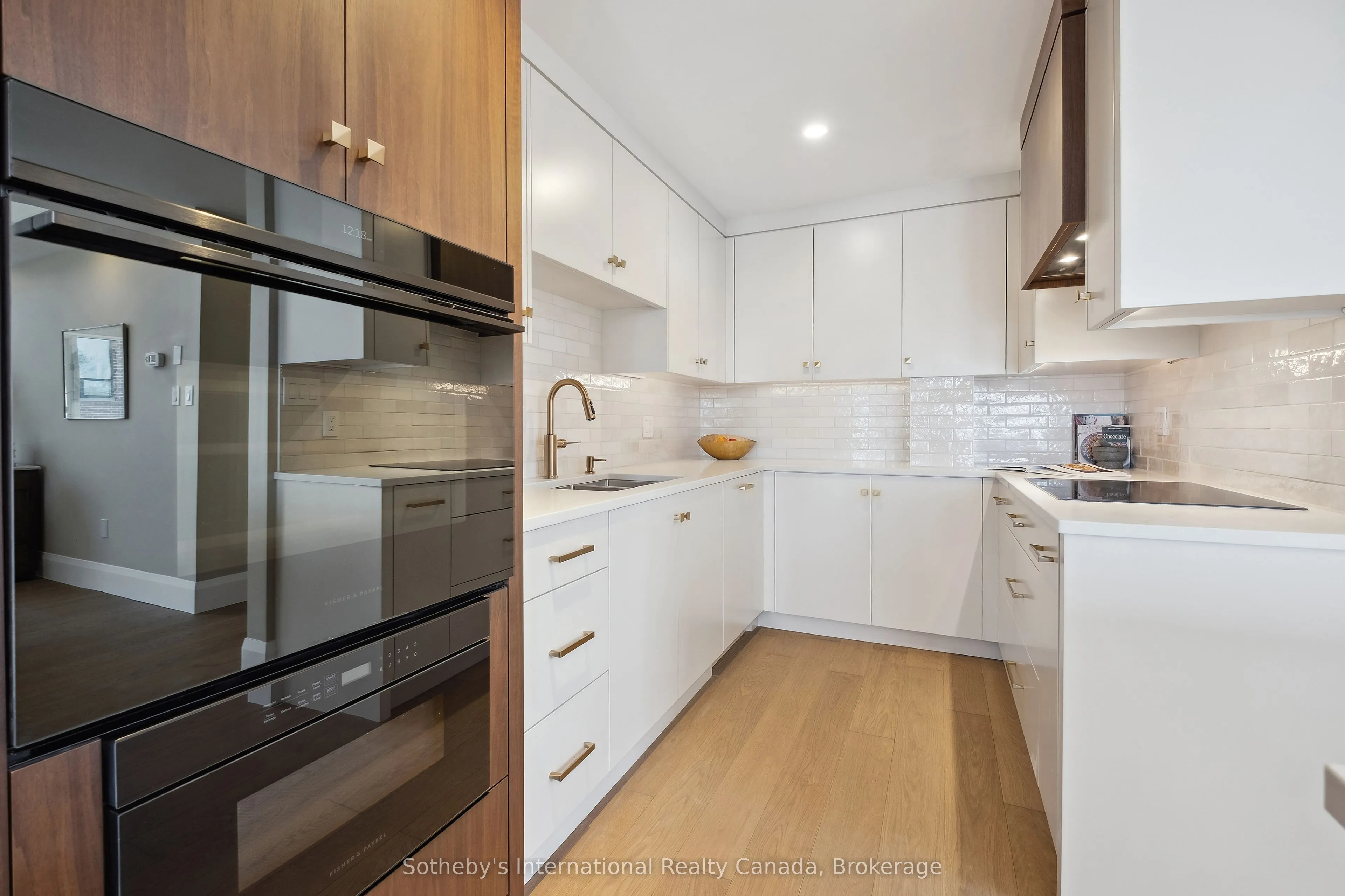 30 Front Street #401