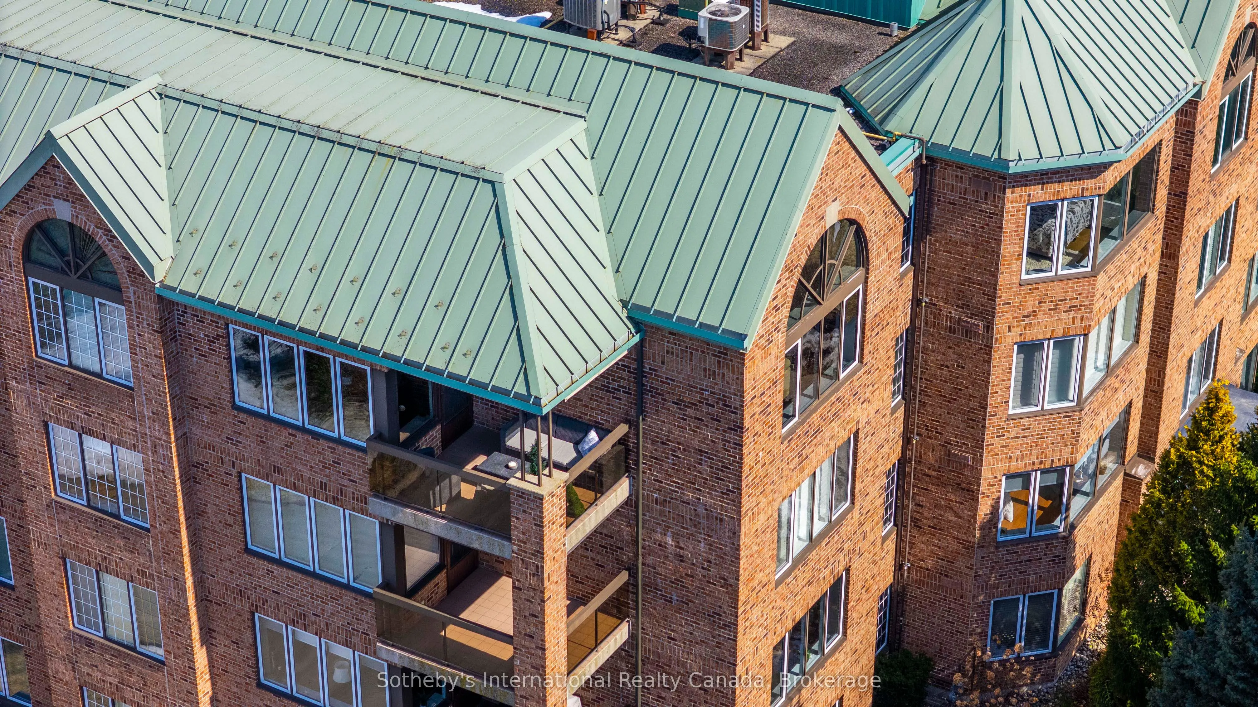 30 Front Street #401