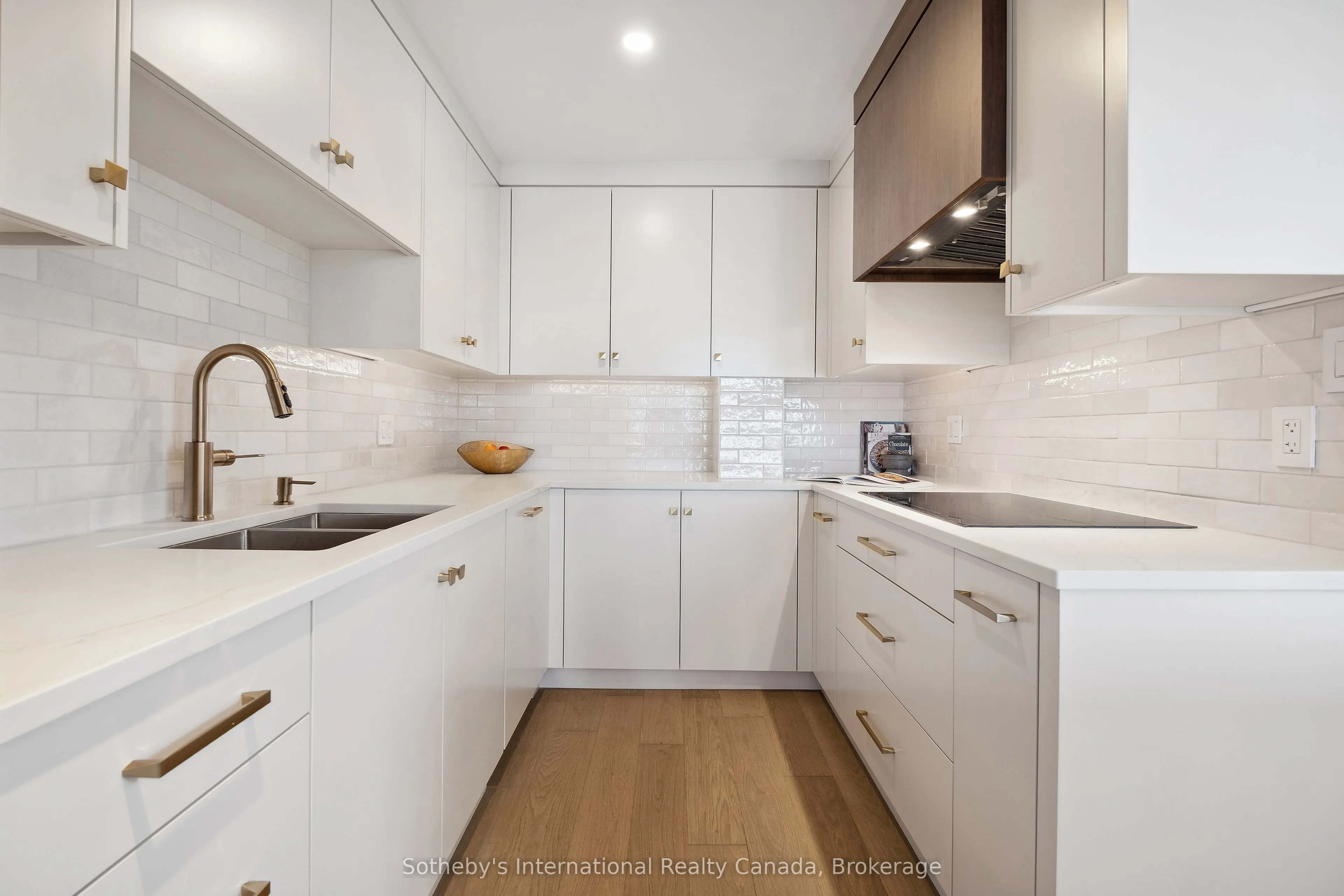 30 Front Street #401