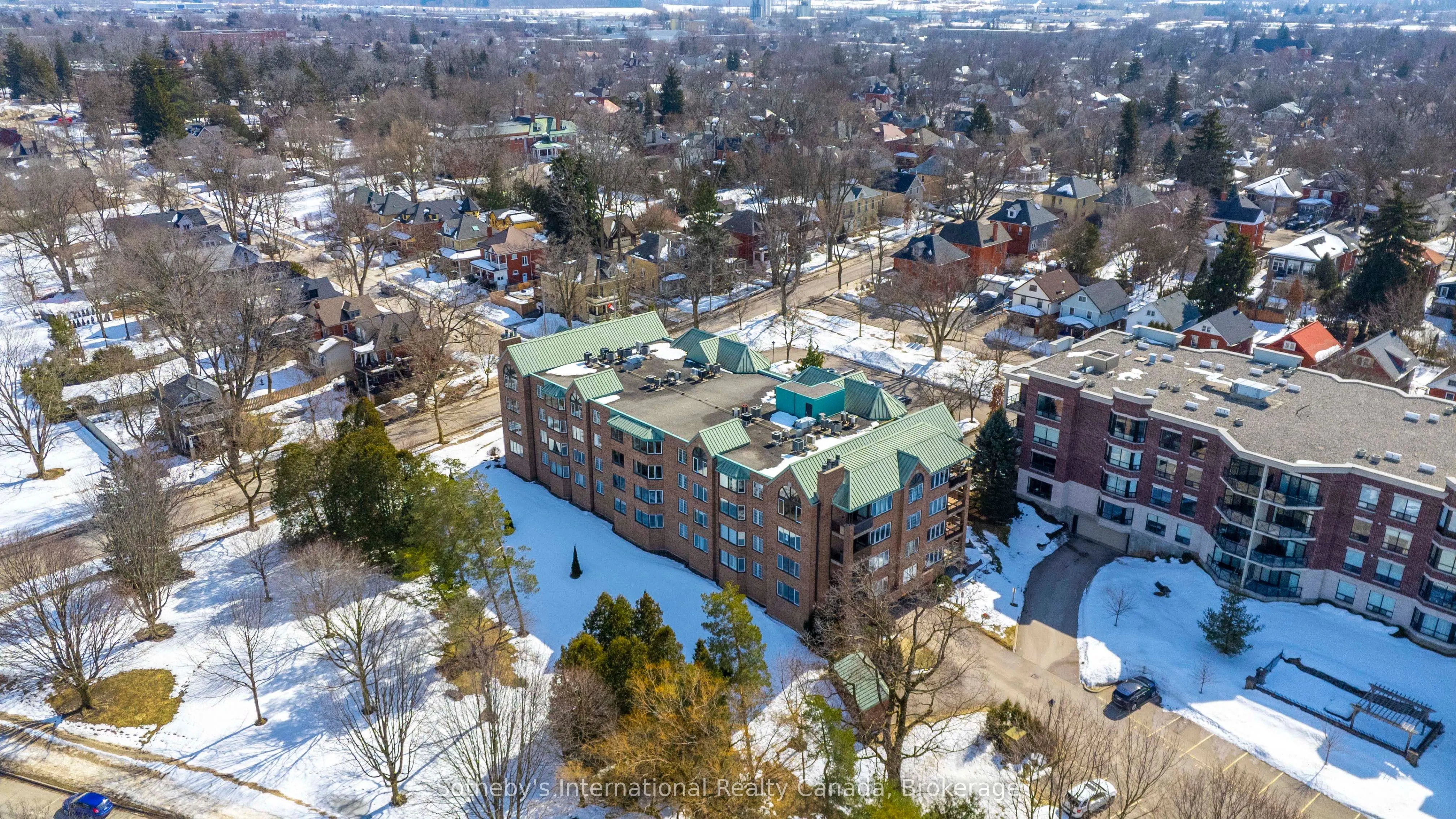 30 Front Street #401