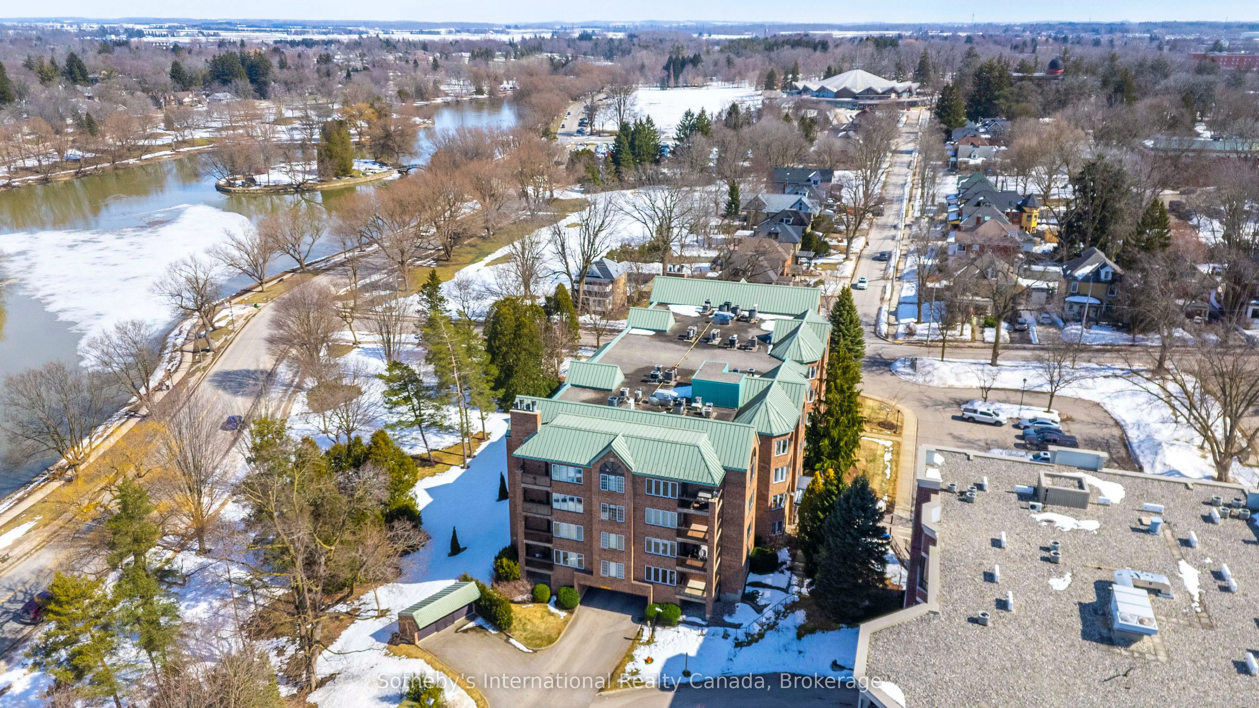 30 Front Street #401