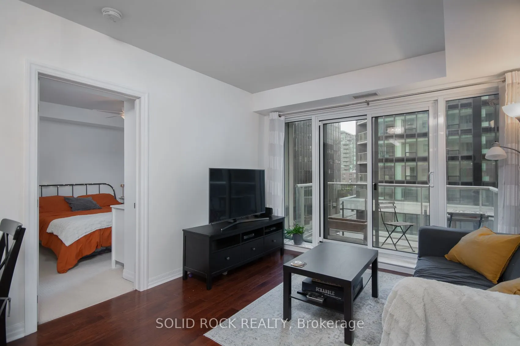 242 Rideau Street, #502