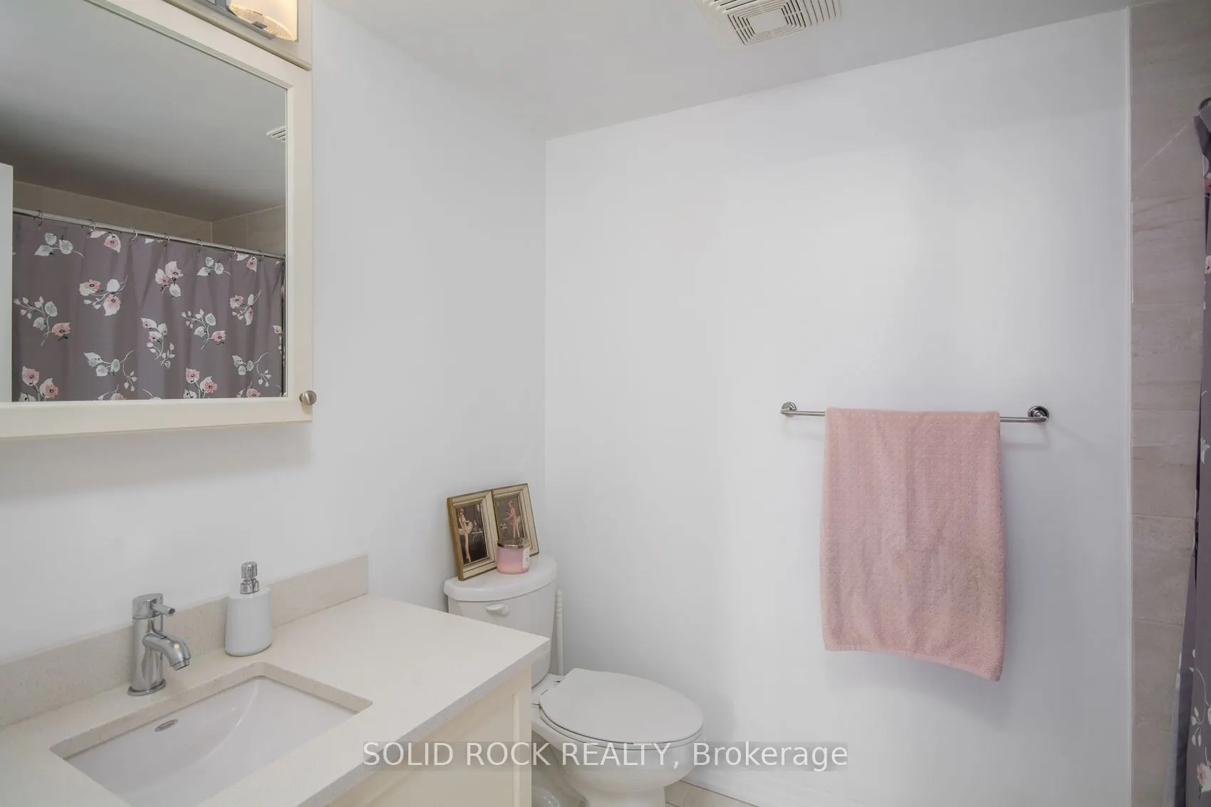 242 Rideau Street, #502