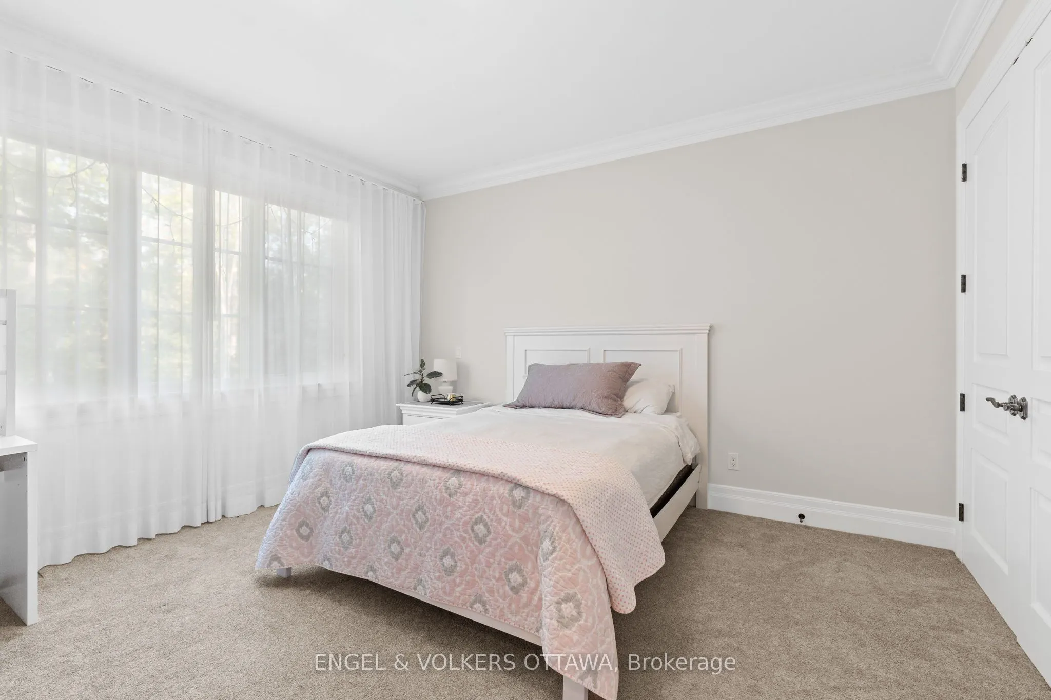 1408 Blackhorse Court