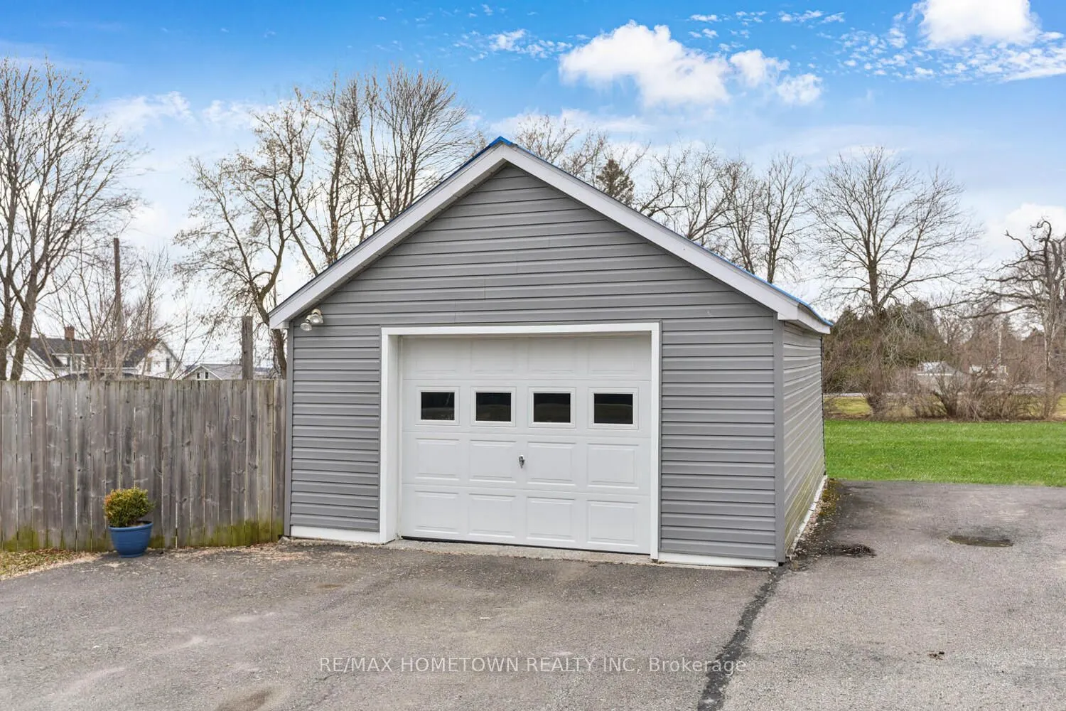 8 Reilly Street