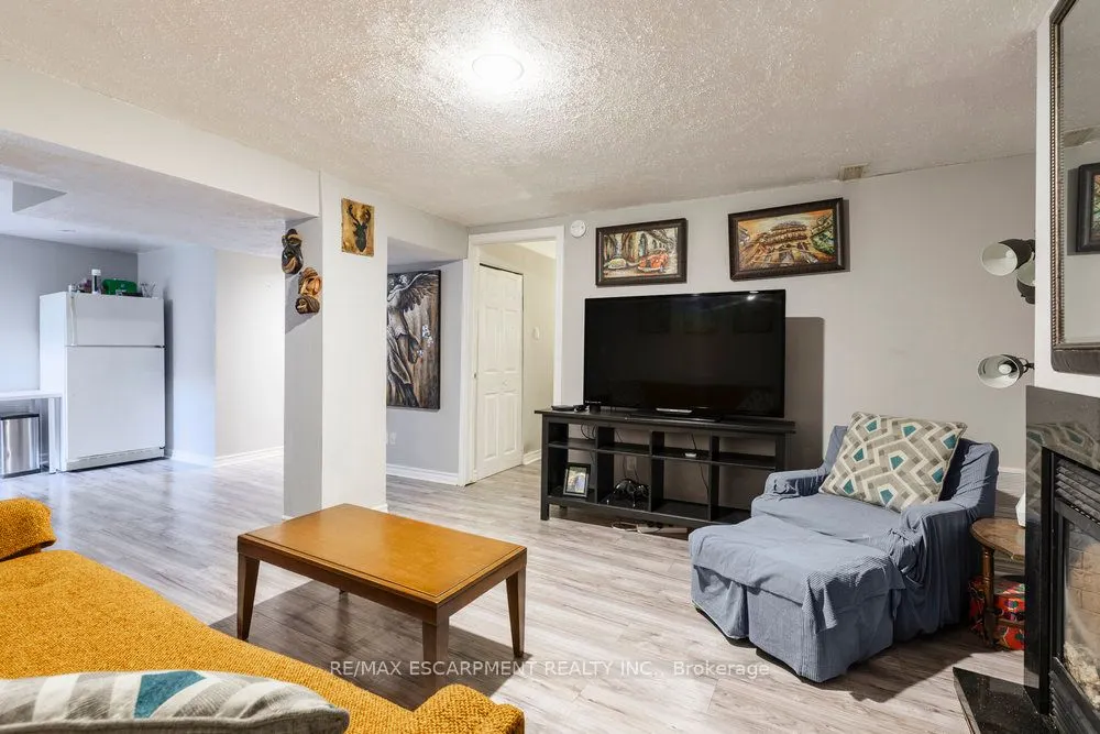 272 Upper Paradise Road