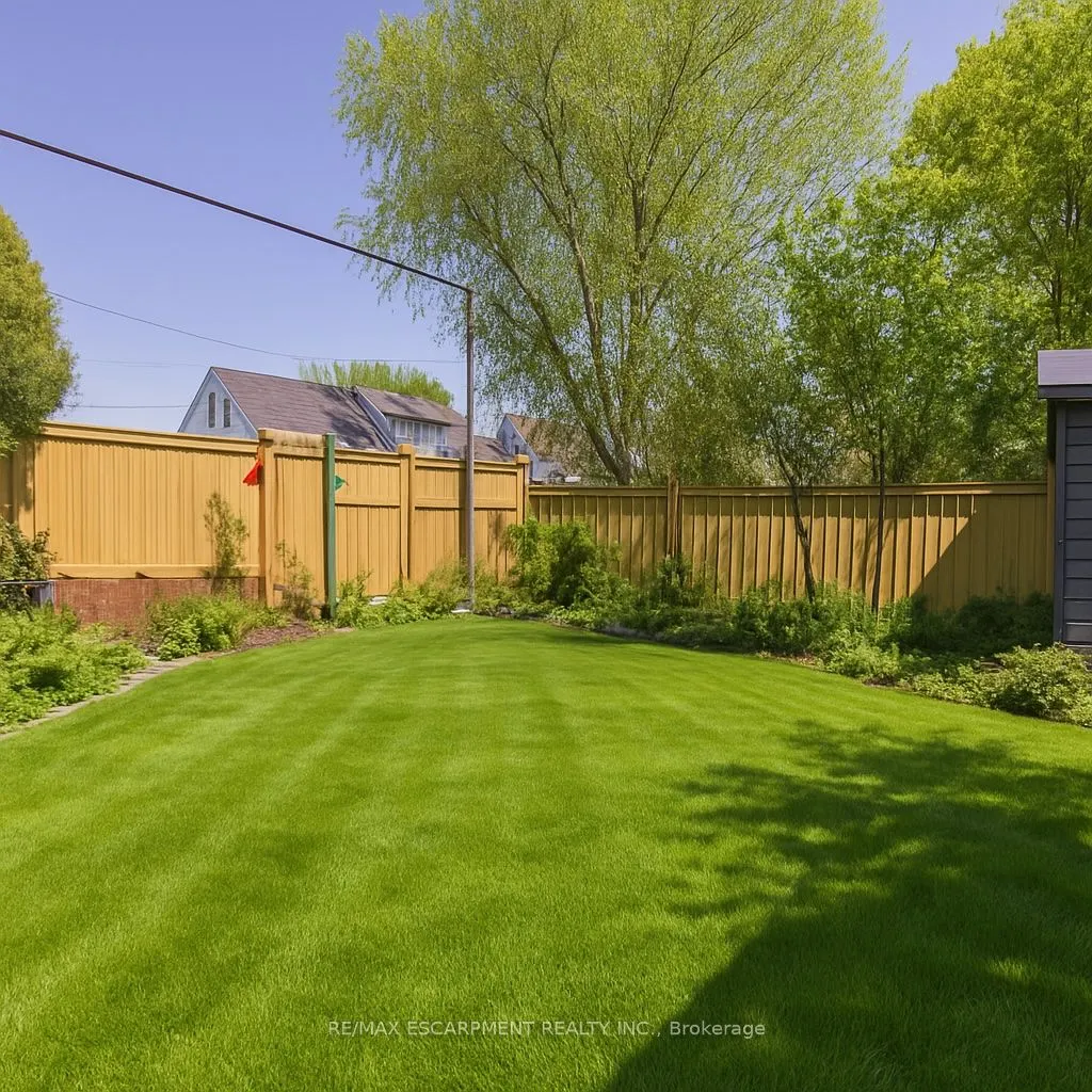 272 Upper Paradise Road
