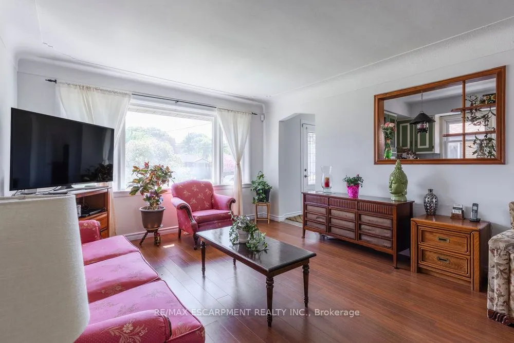 272 Upper Paradise Road
