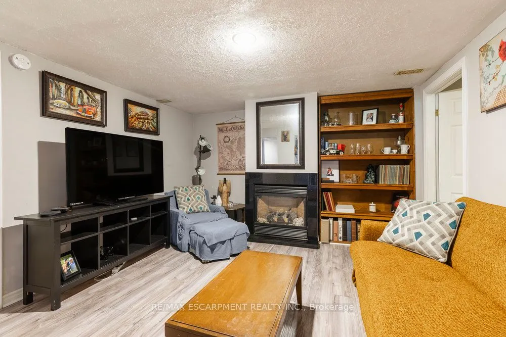 272 Upper Paradise Road
