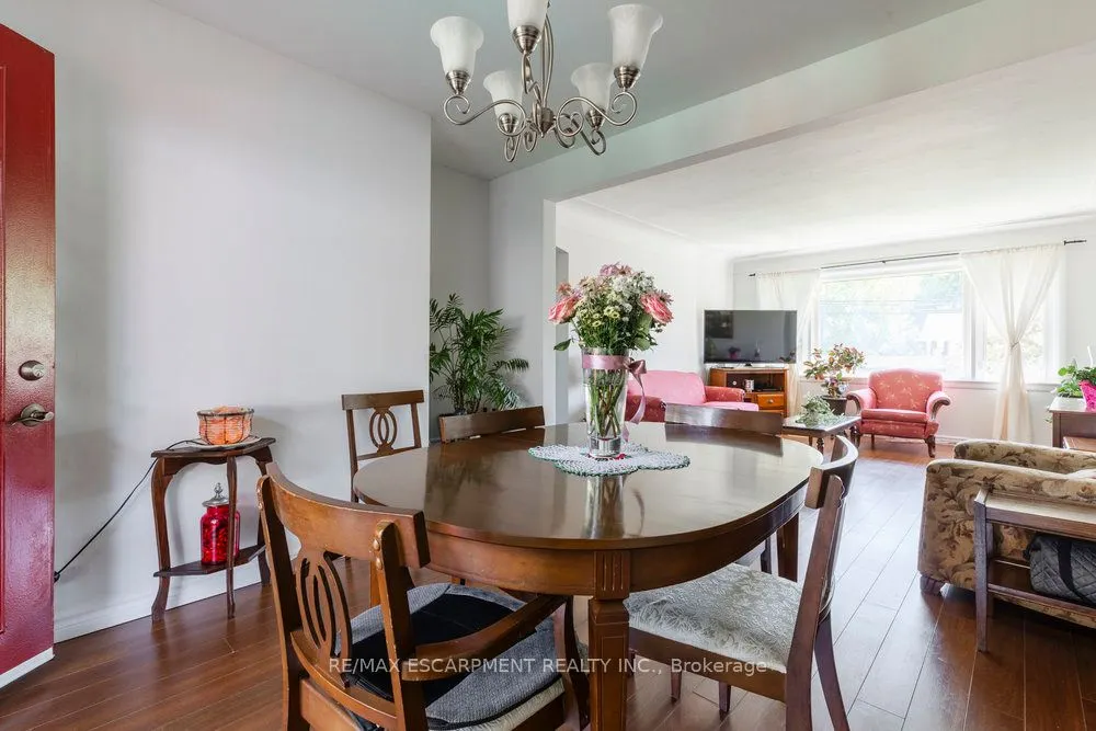 272 Upper Paradise Road