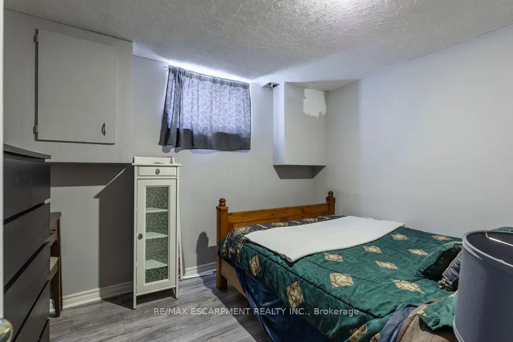 272 Upper Paradise Road