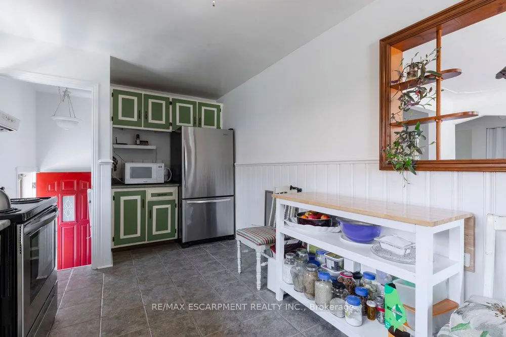 272 Upper Paradise Road
