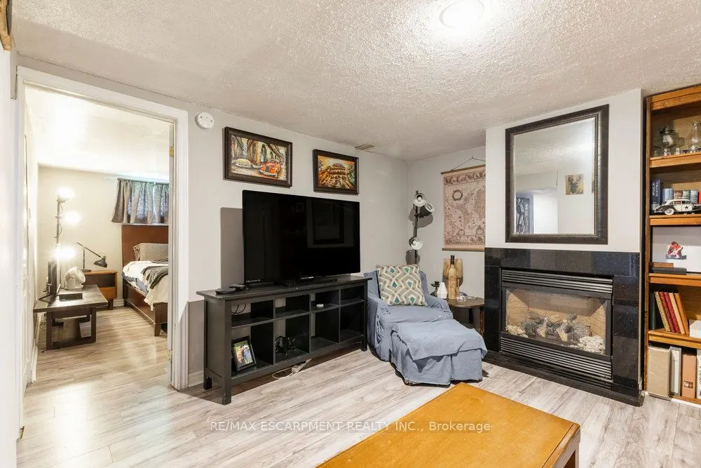 272 Upper Paradise Road