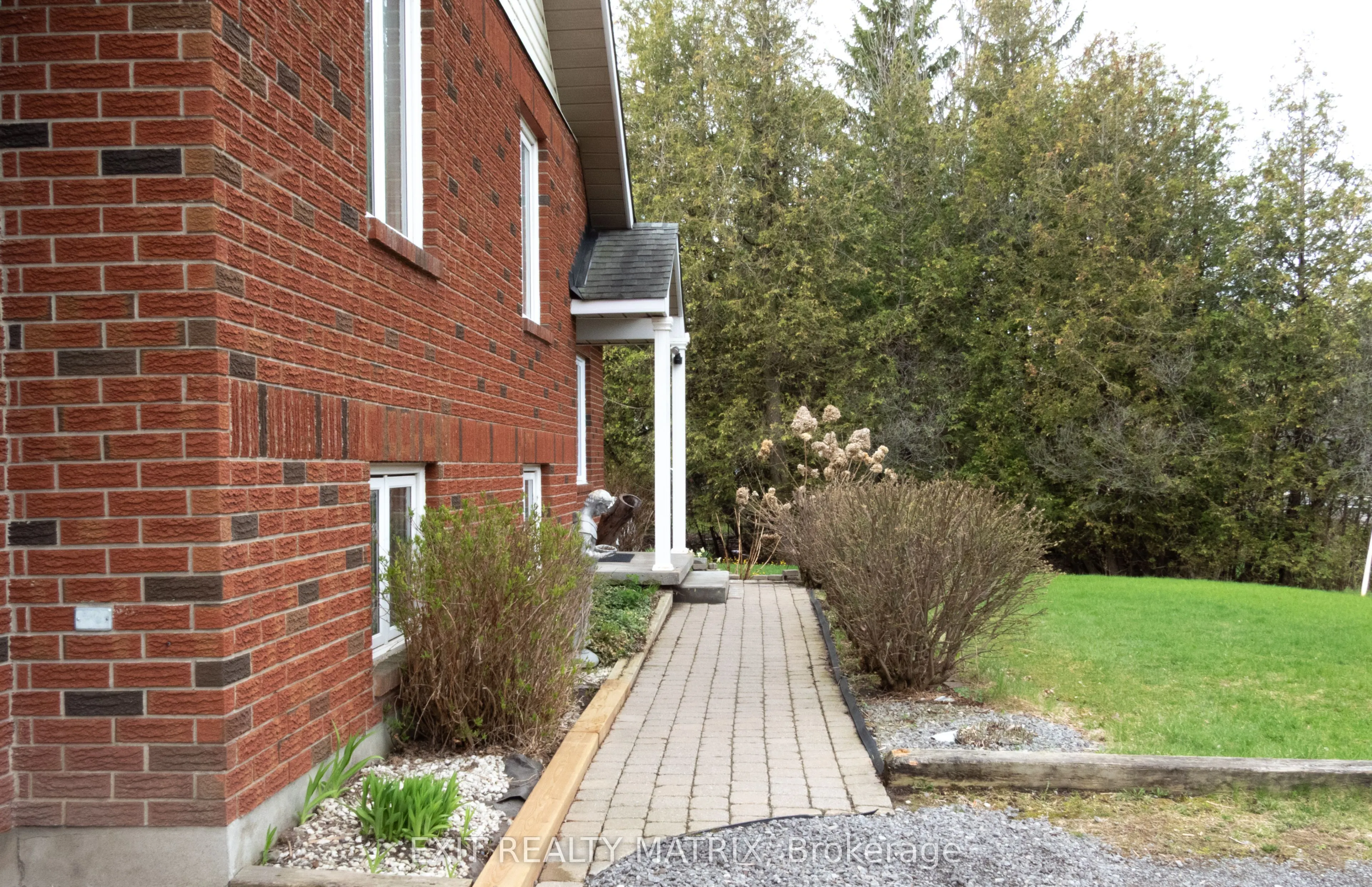 2418 Rideau Road
