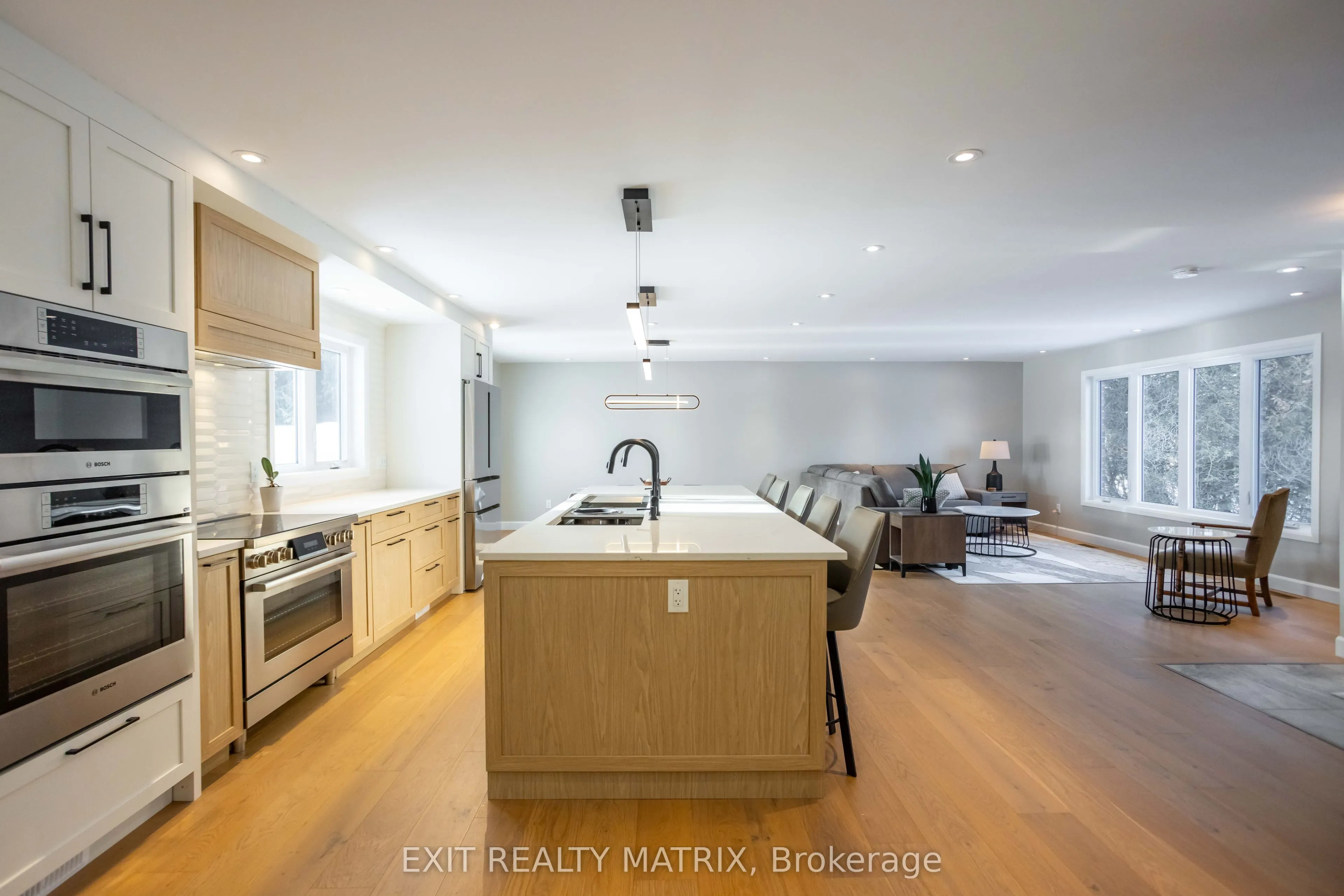 2418 Rideau Road
