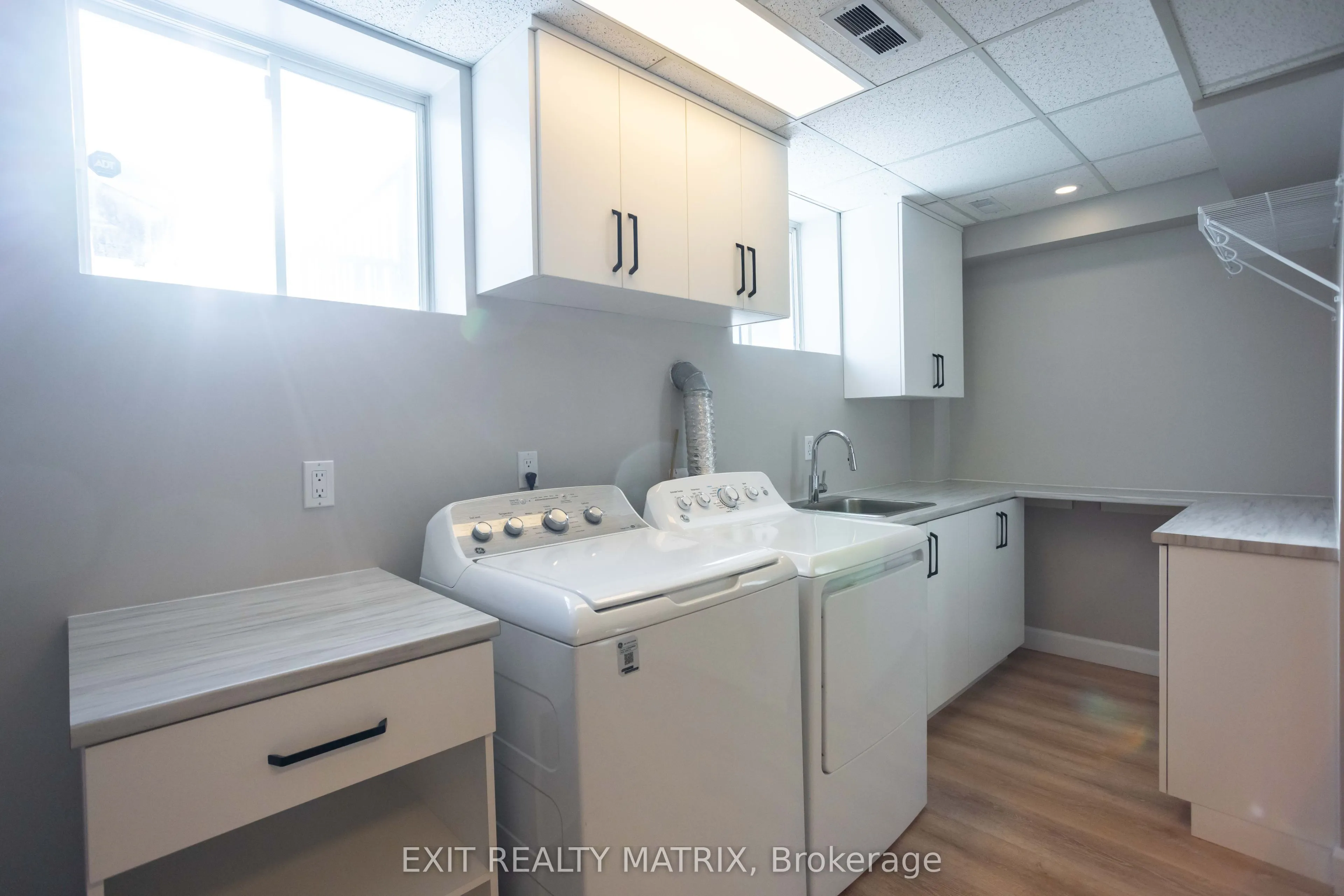 2418 Rideau Road