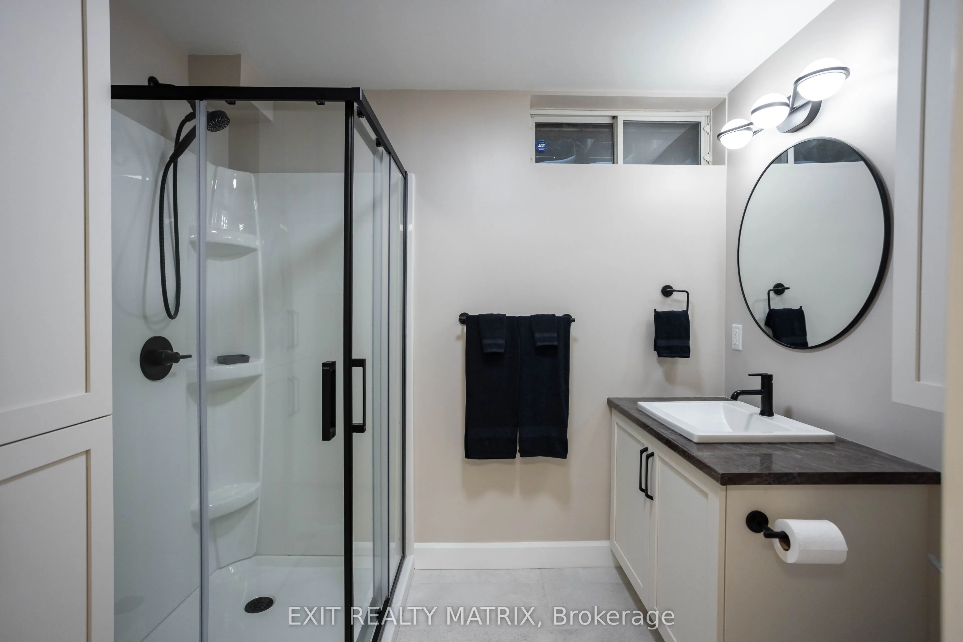 2418 Rideau Road