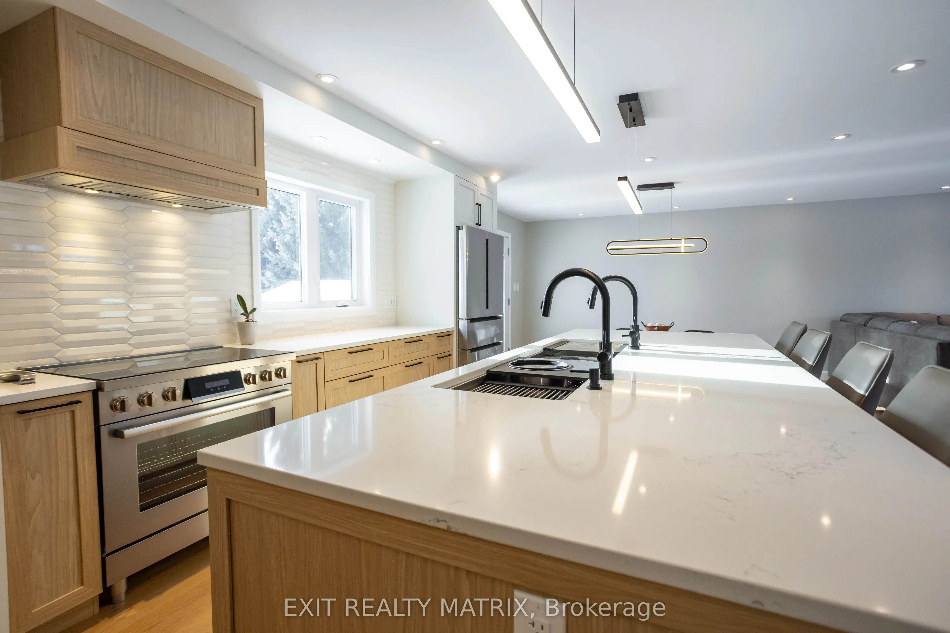 2418 Rideau Road