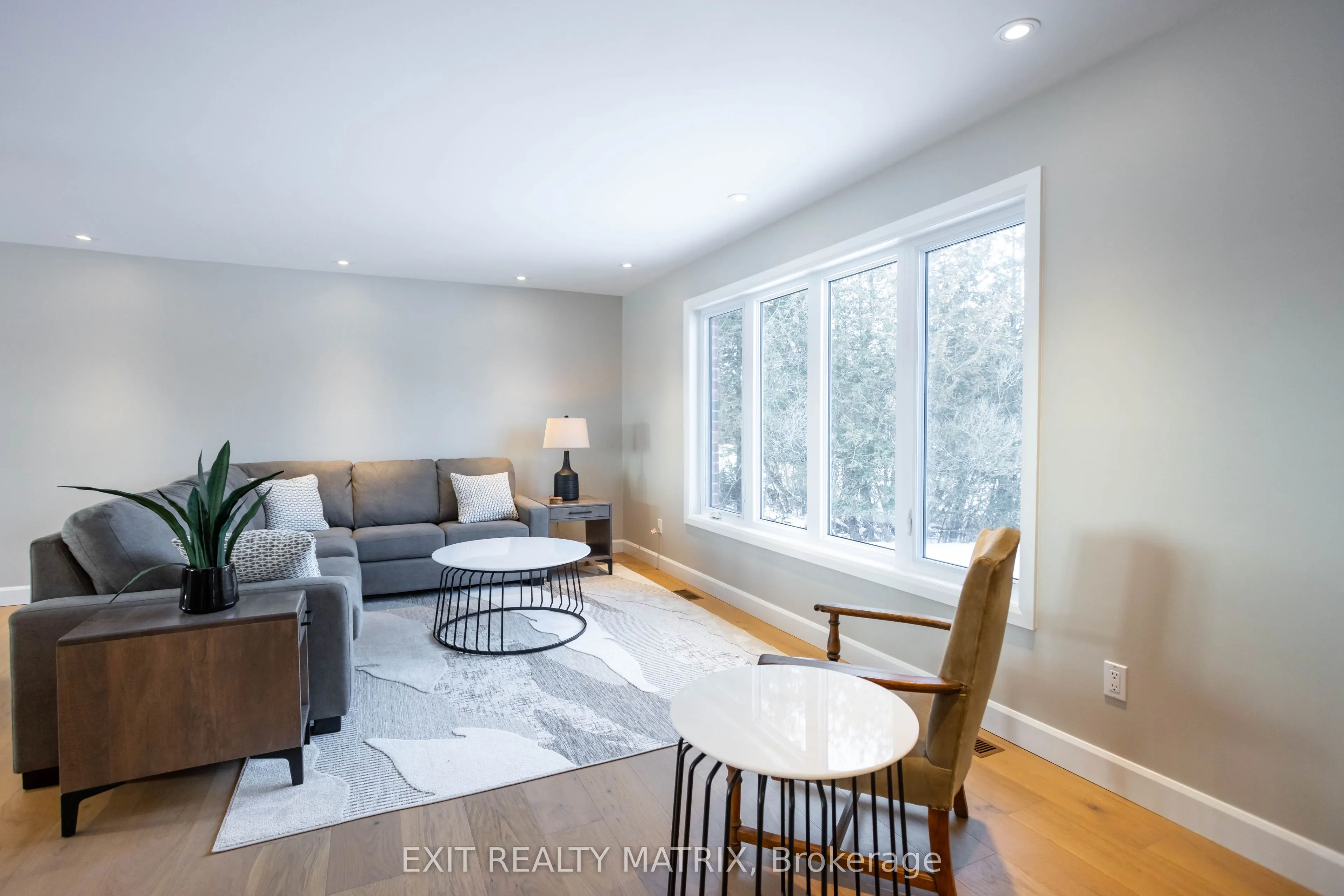 2418 Rideau Road